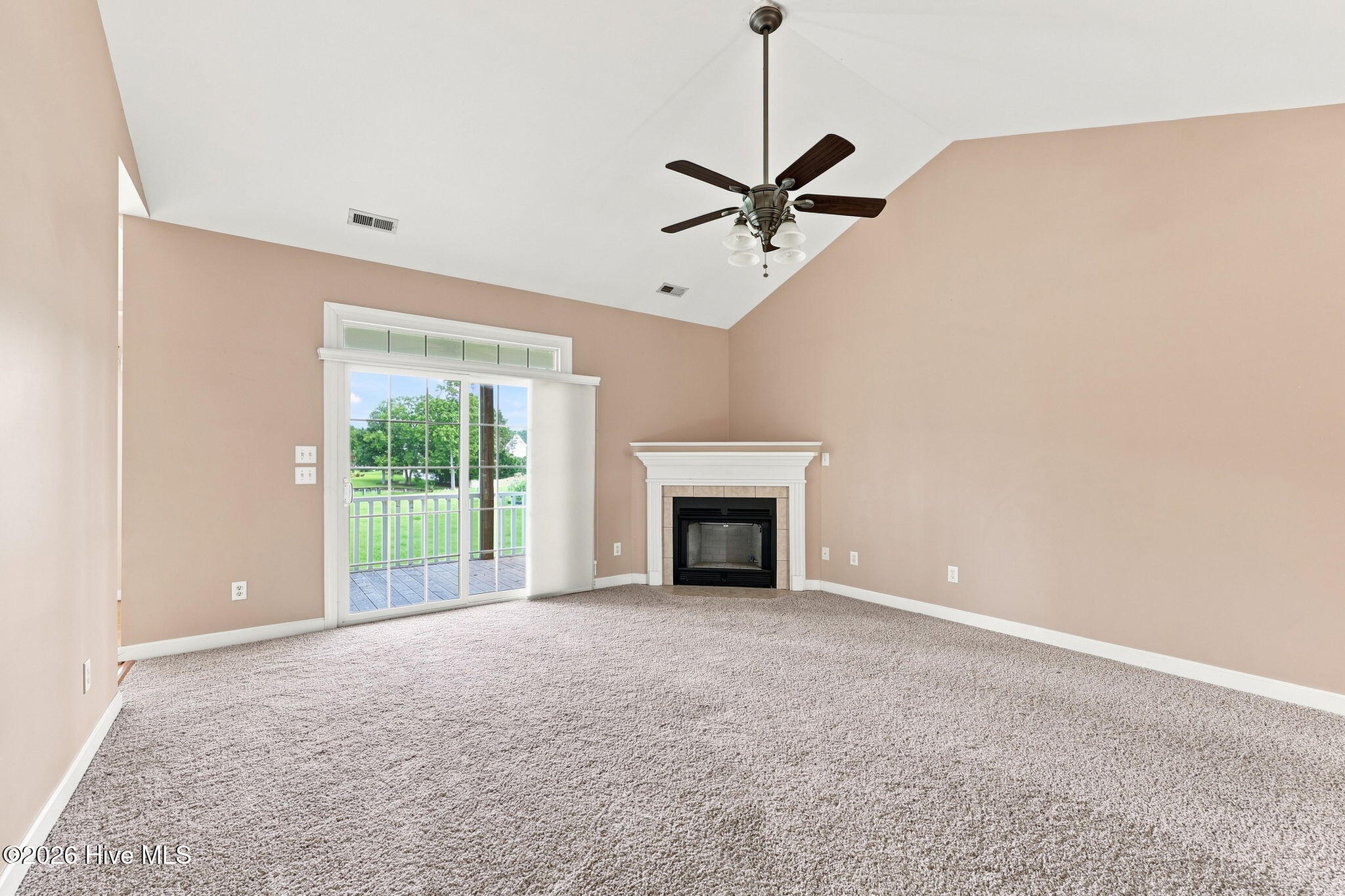 112 White Heron Lane Property Photo 9