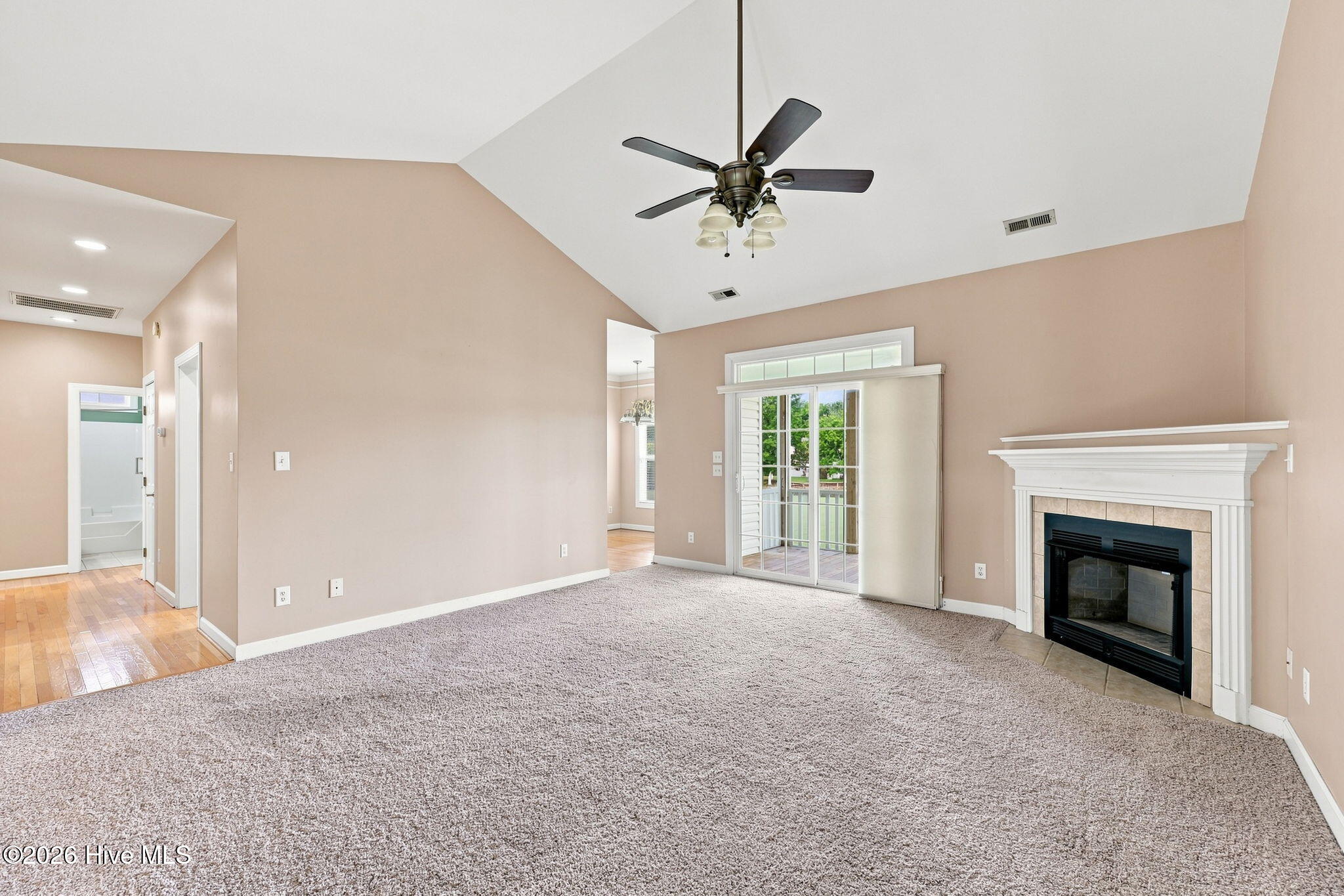 112 White Heron Lane Property Photo 10