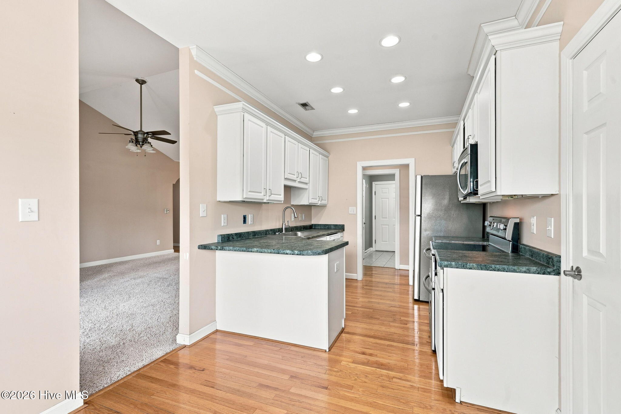 112 White Heron Lane Property Photo 11