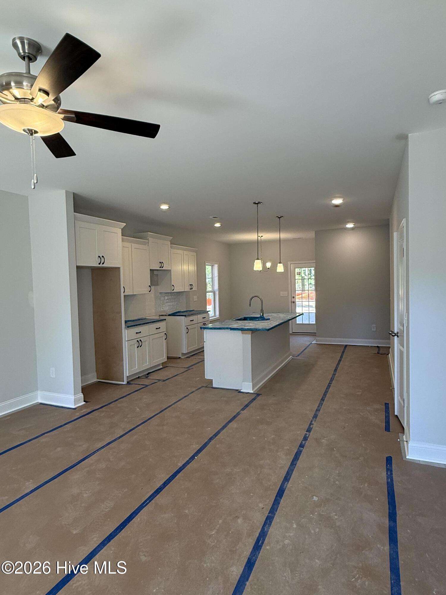 567 Sawgrass Road Property Photo 3