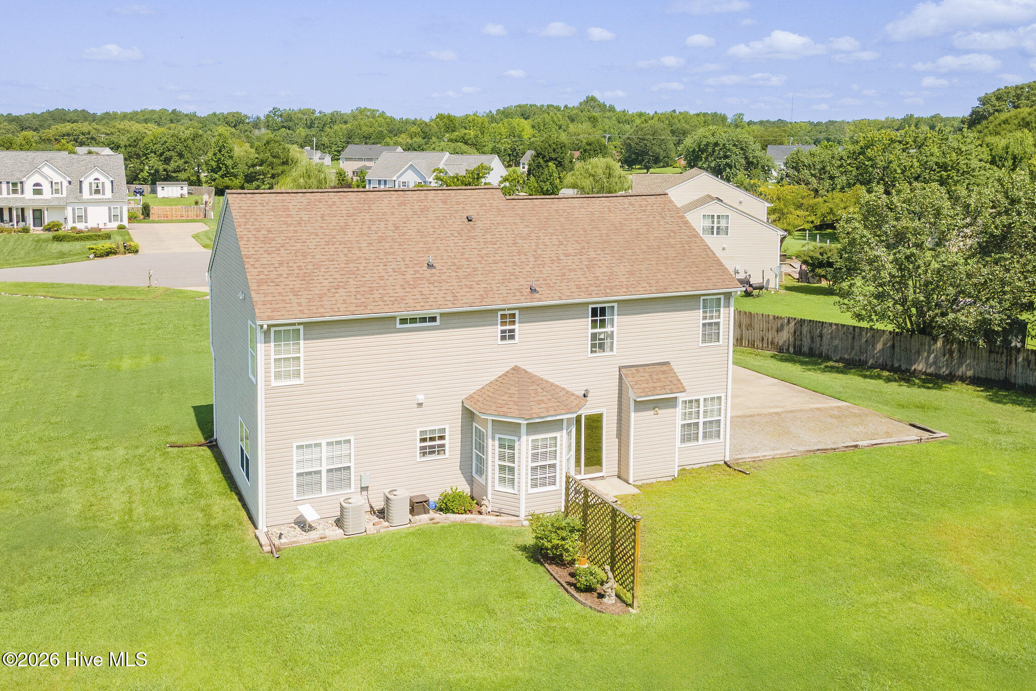 104 Waterway Court Property Photo 3