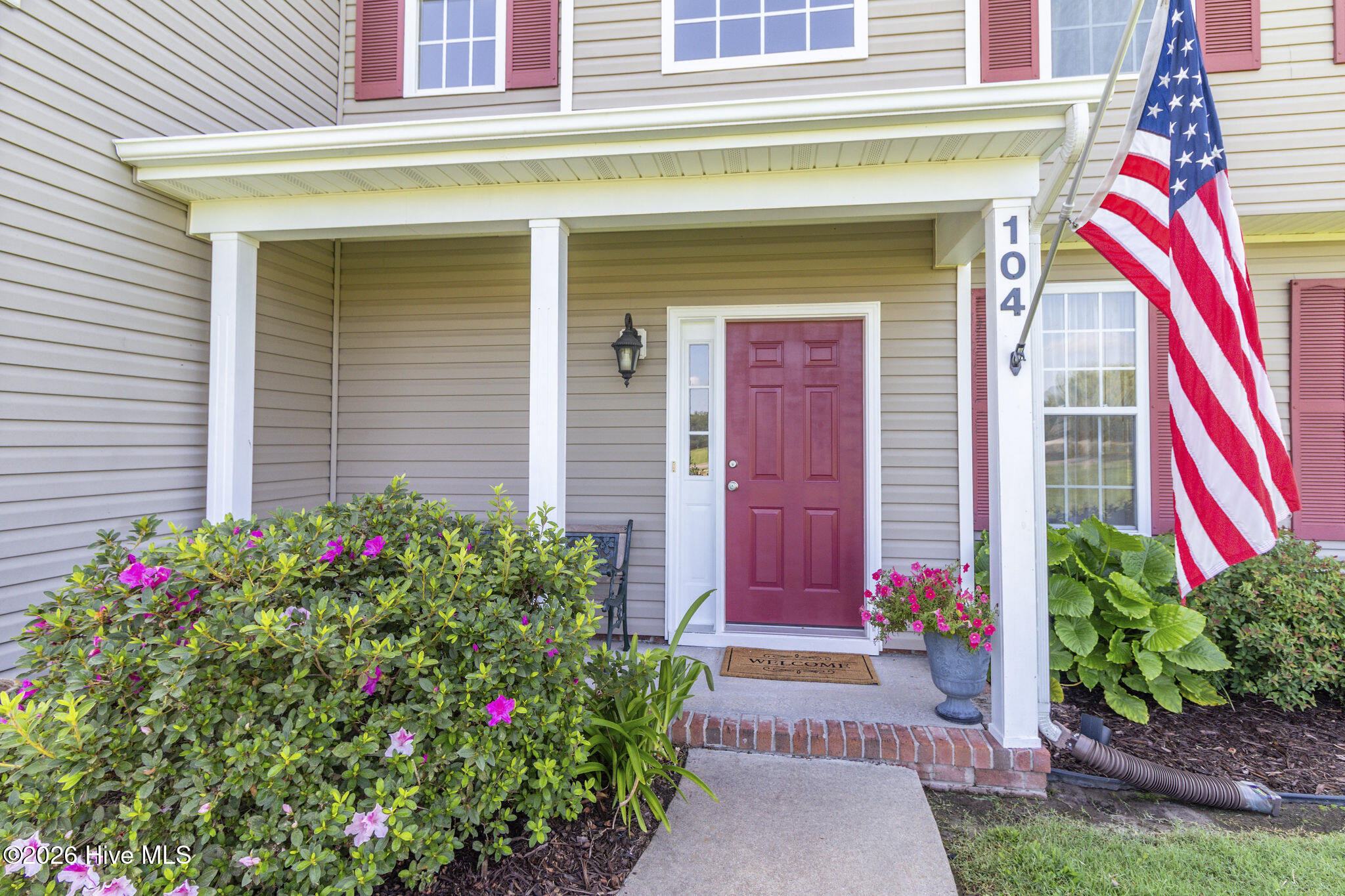 104 Waterway Court Property Photo 4