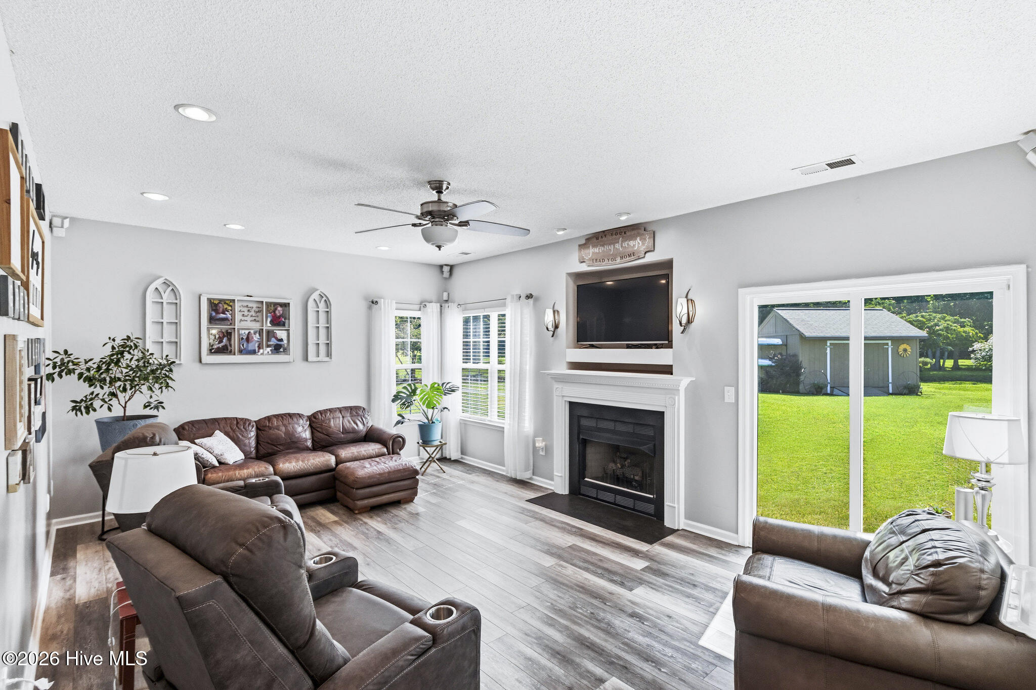 104 Waterway Court Property Photo 13