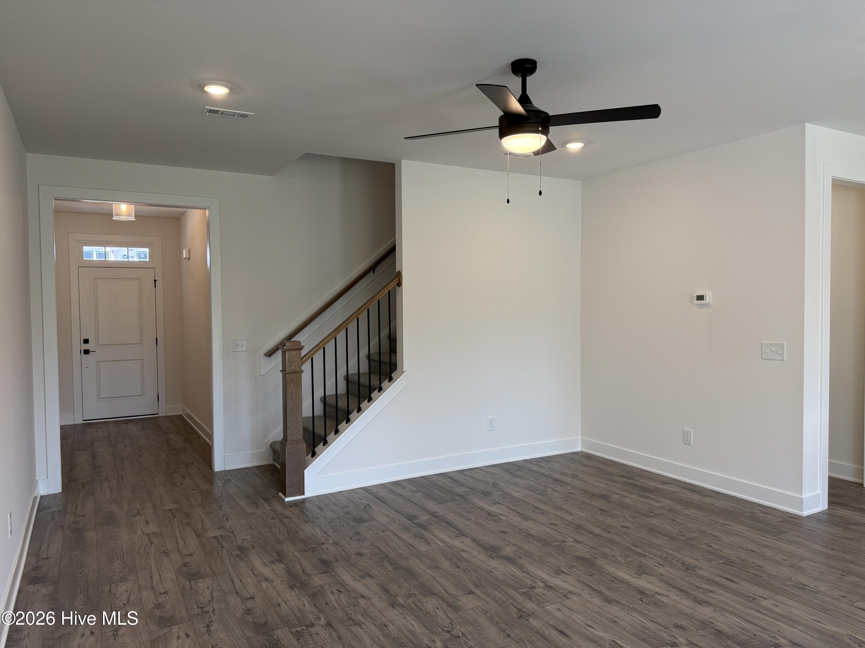 2017 Tharrington Way Property Photo 4