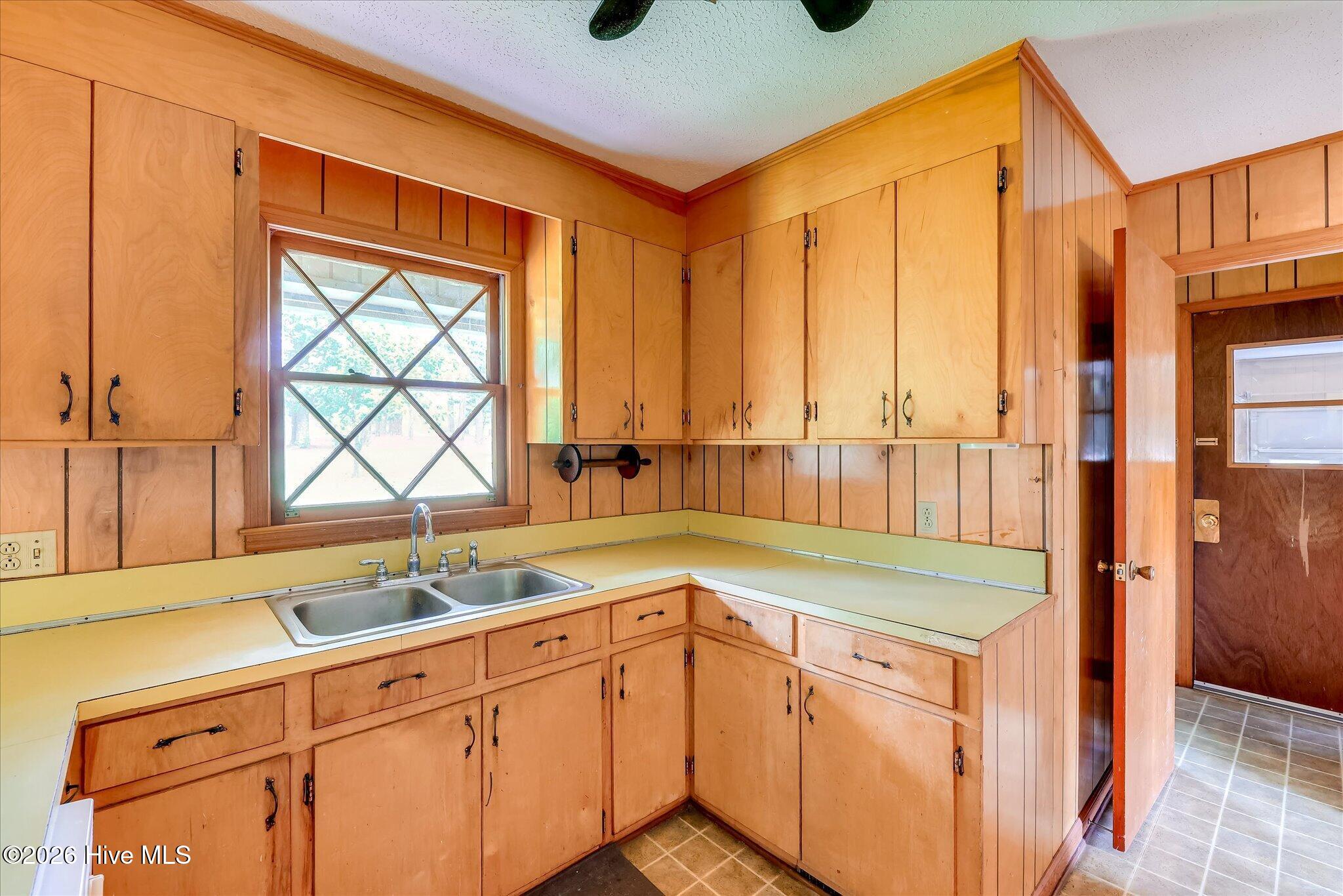 65 Long Cane Road Property Photo 15
