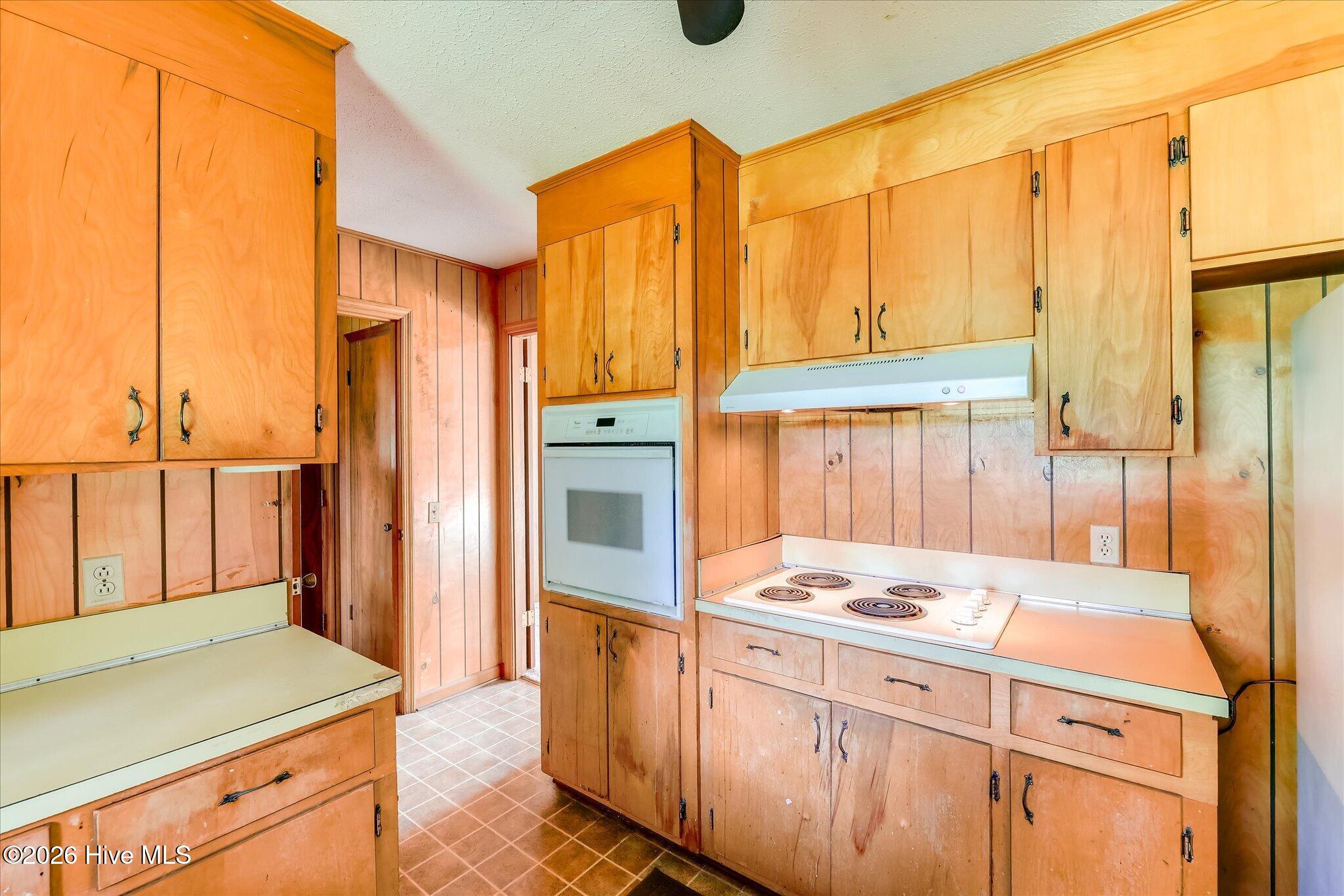 65 Long Cane Road Property Photo 17