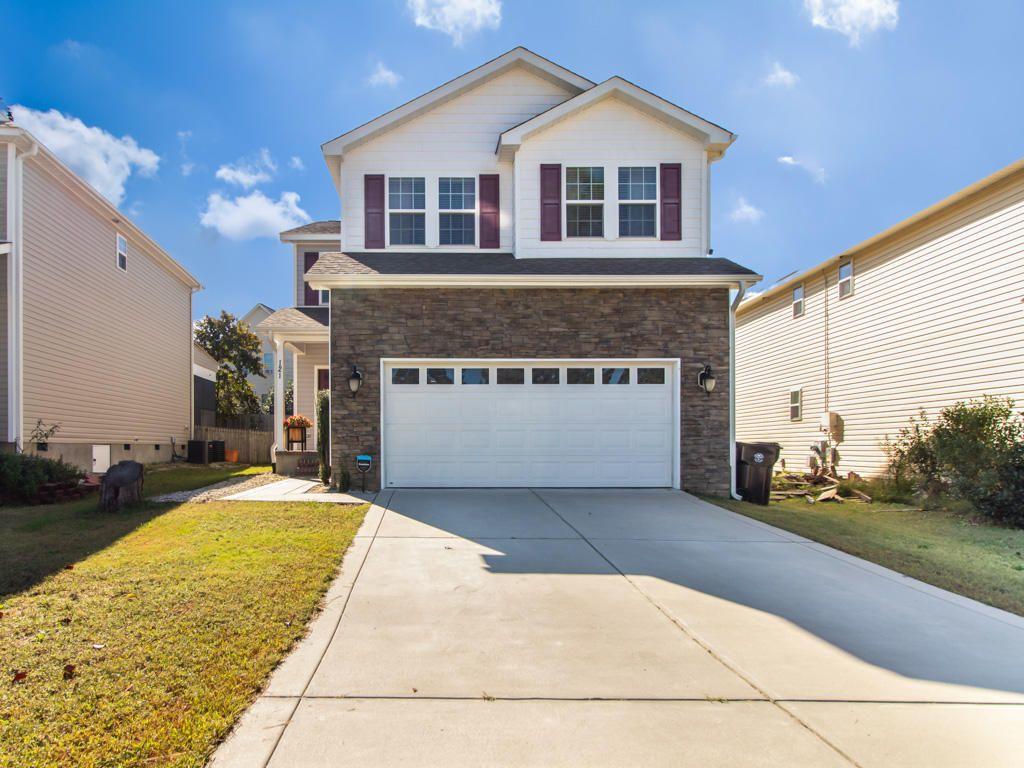 121 Lightwater Drive Property Photo 1