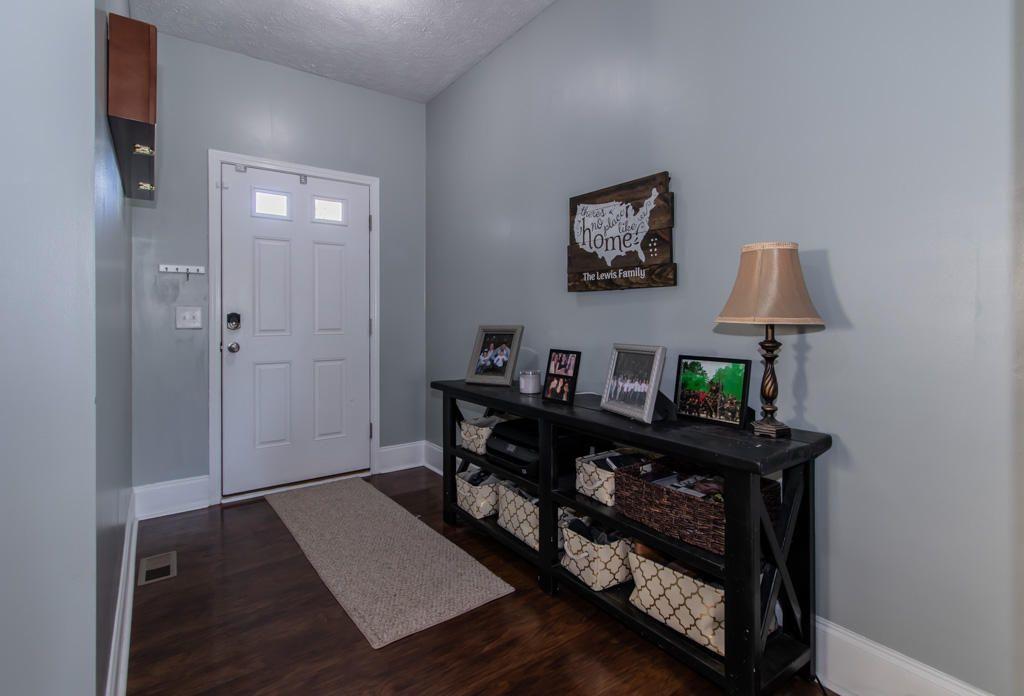 121 Lightwater Drive Property Photo 2