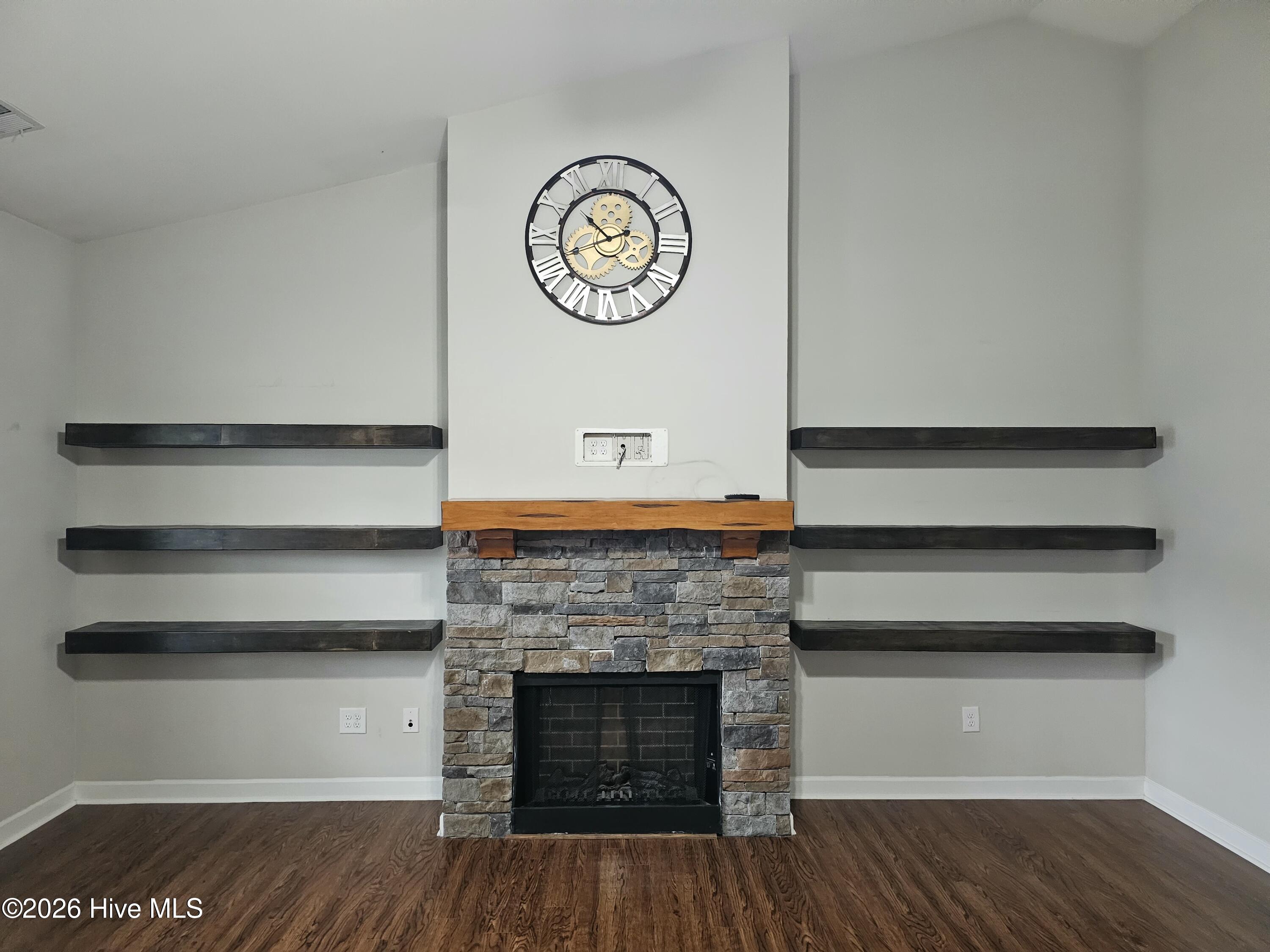 218 Planters Ridge Drive Property Photo 6