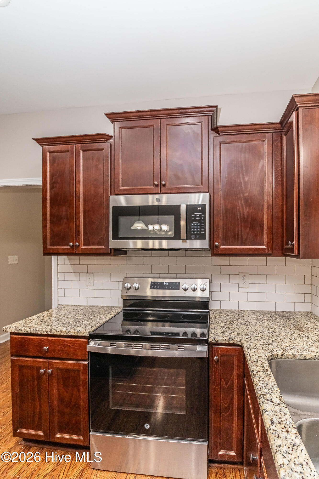 218 Planters Ridge Drive Property Photo 16
