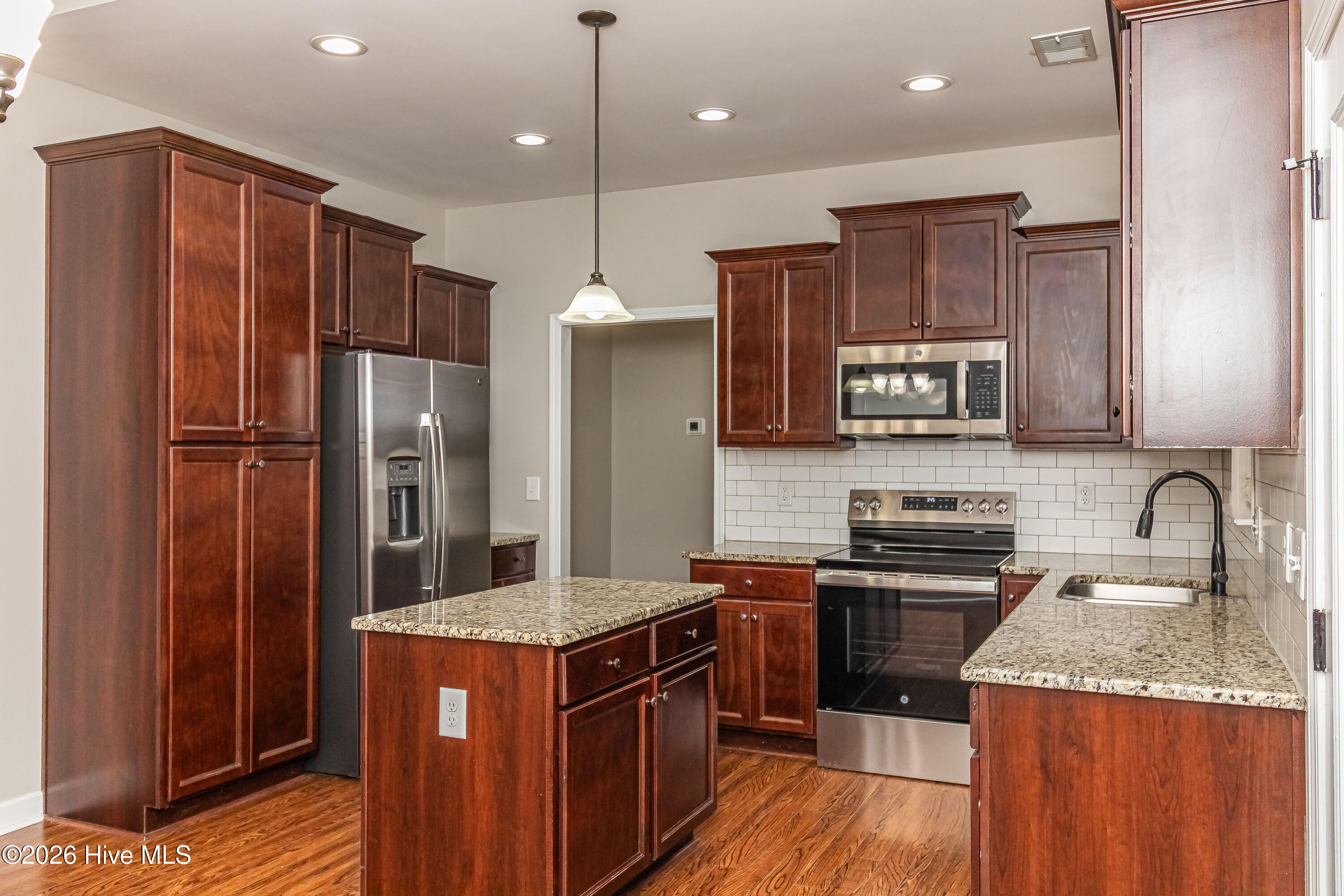 218 Planters Ridge Drive Property Photo 20