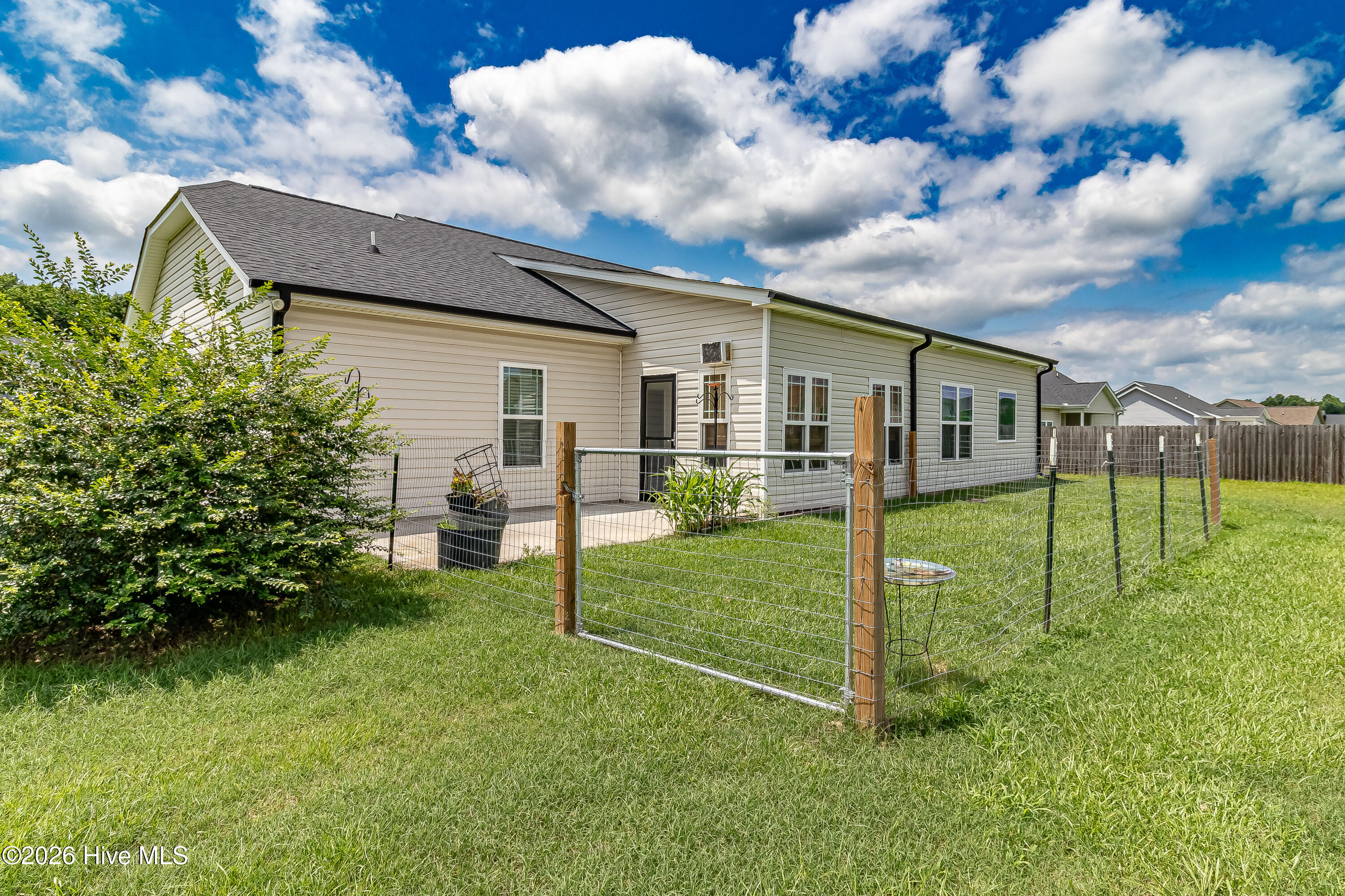 218 Planters Ridge Drive Property Photo 48