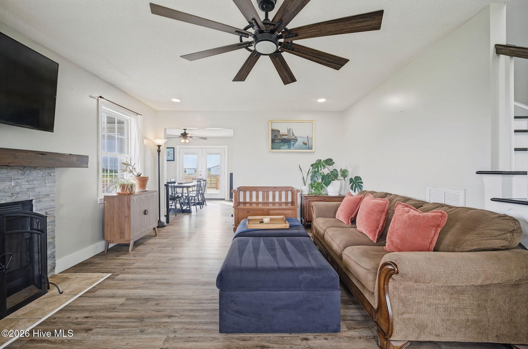 1393 Turnpike Road Property Photo 12