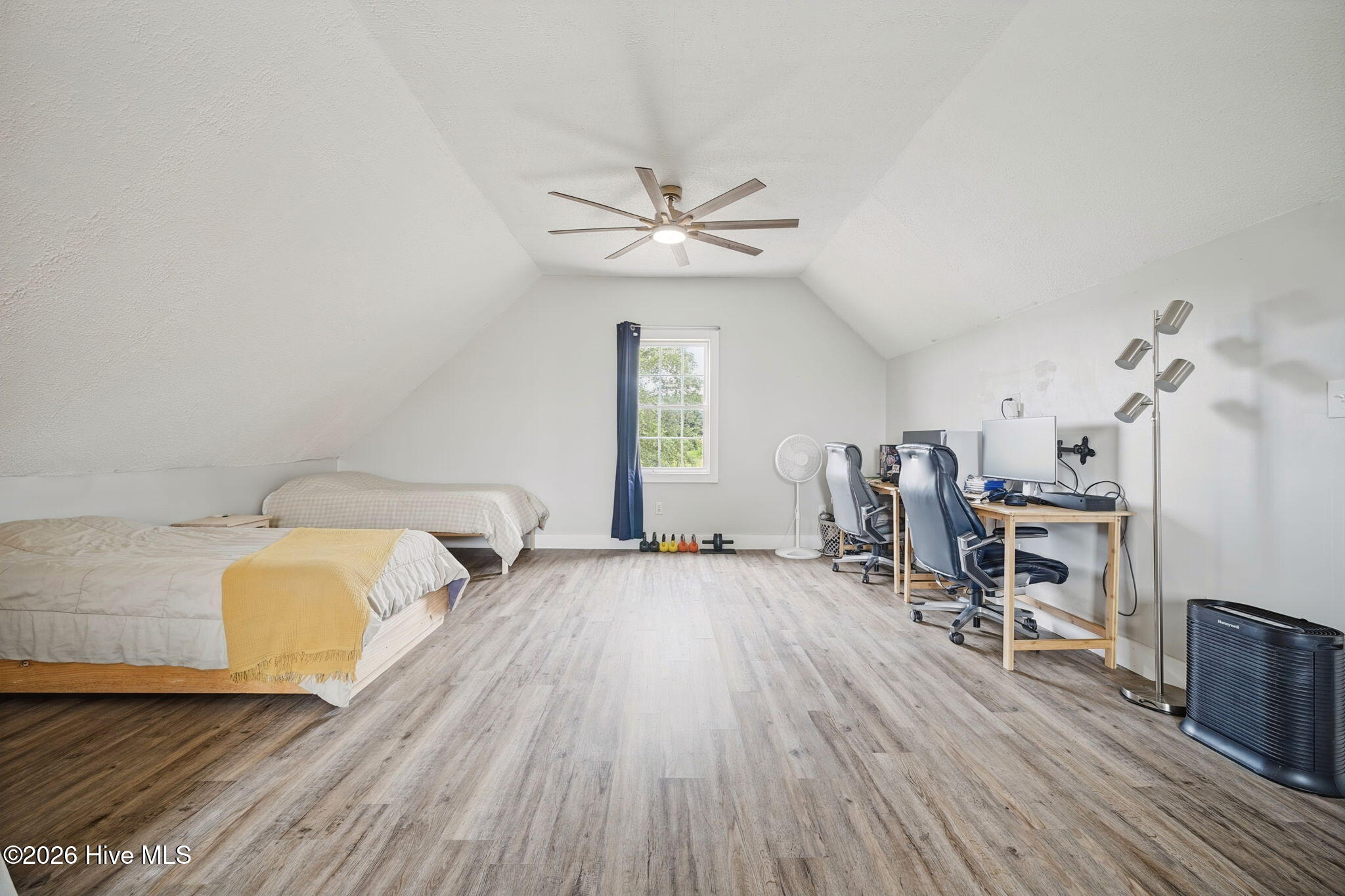 1393 Turnpike Road Property Photo 37