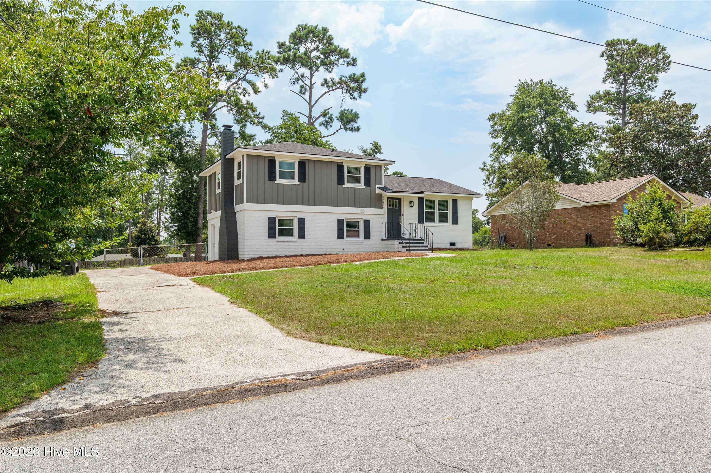 4032 Rio Pinar Drive Property Photo 2