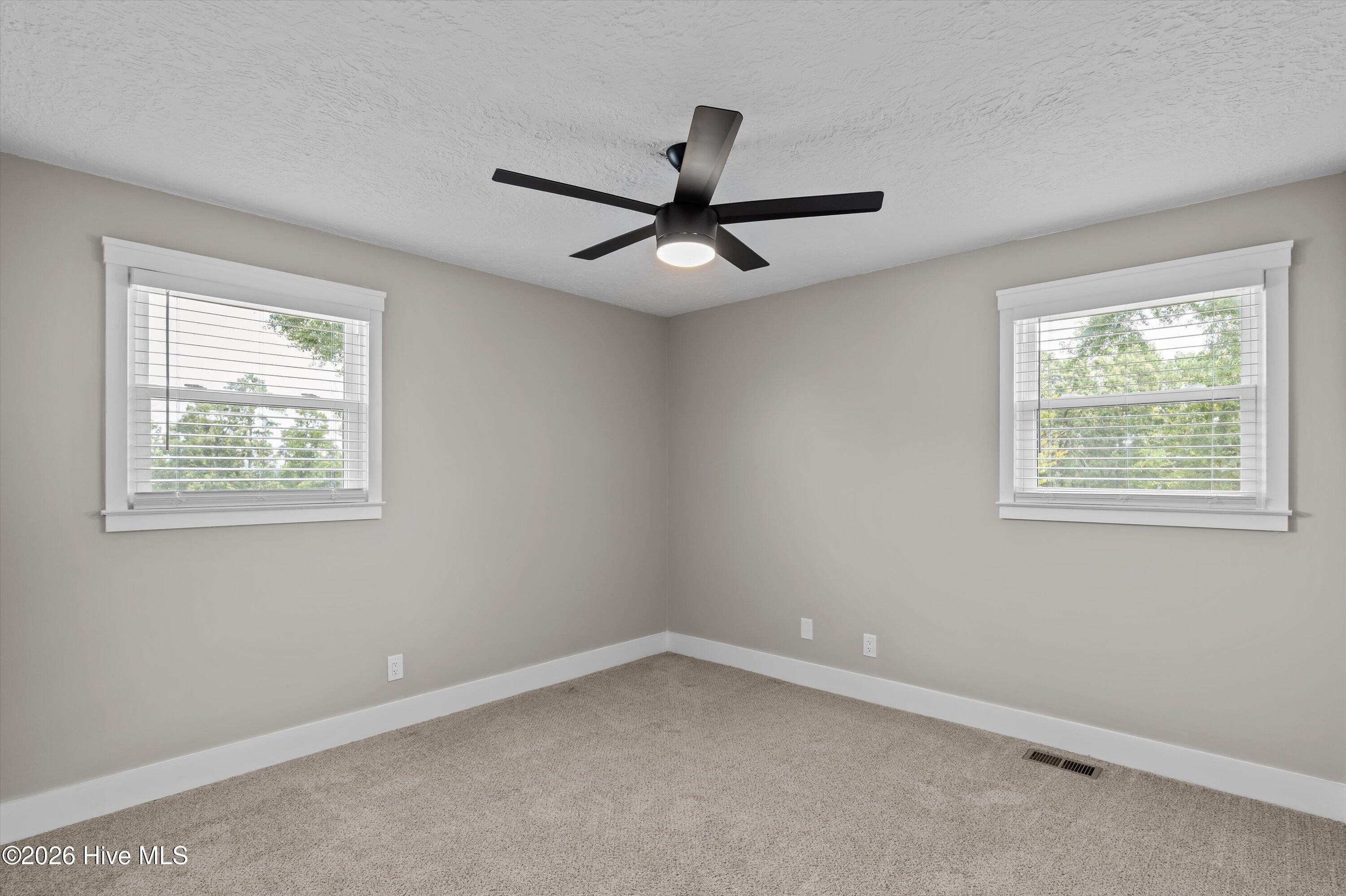 4032 Rio Pinar Drive Property Photo 27