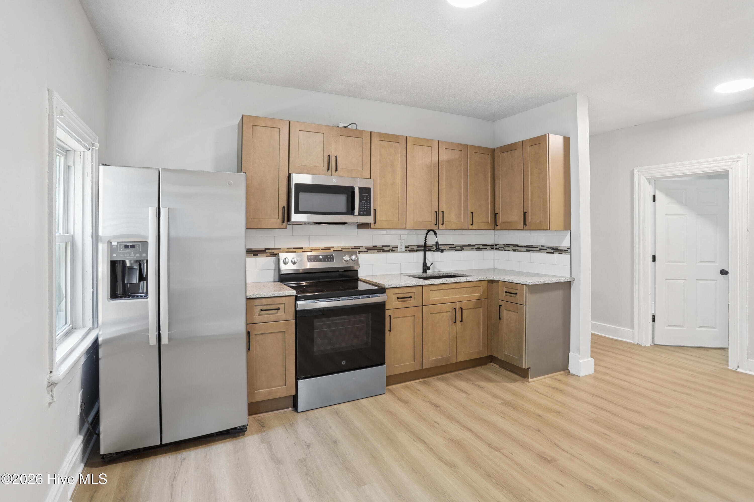 1021 Miller Street Property Photo 8