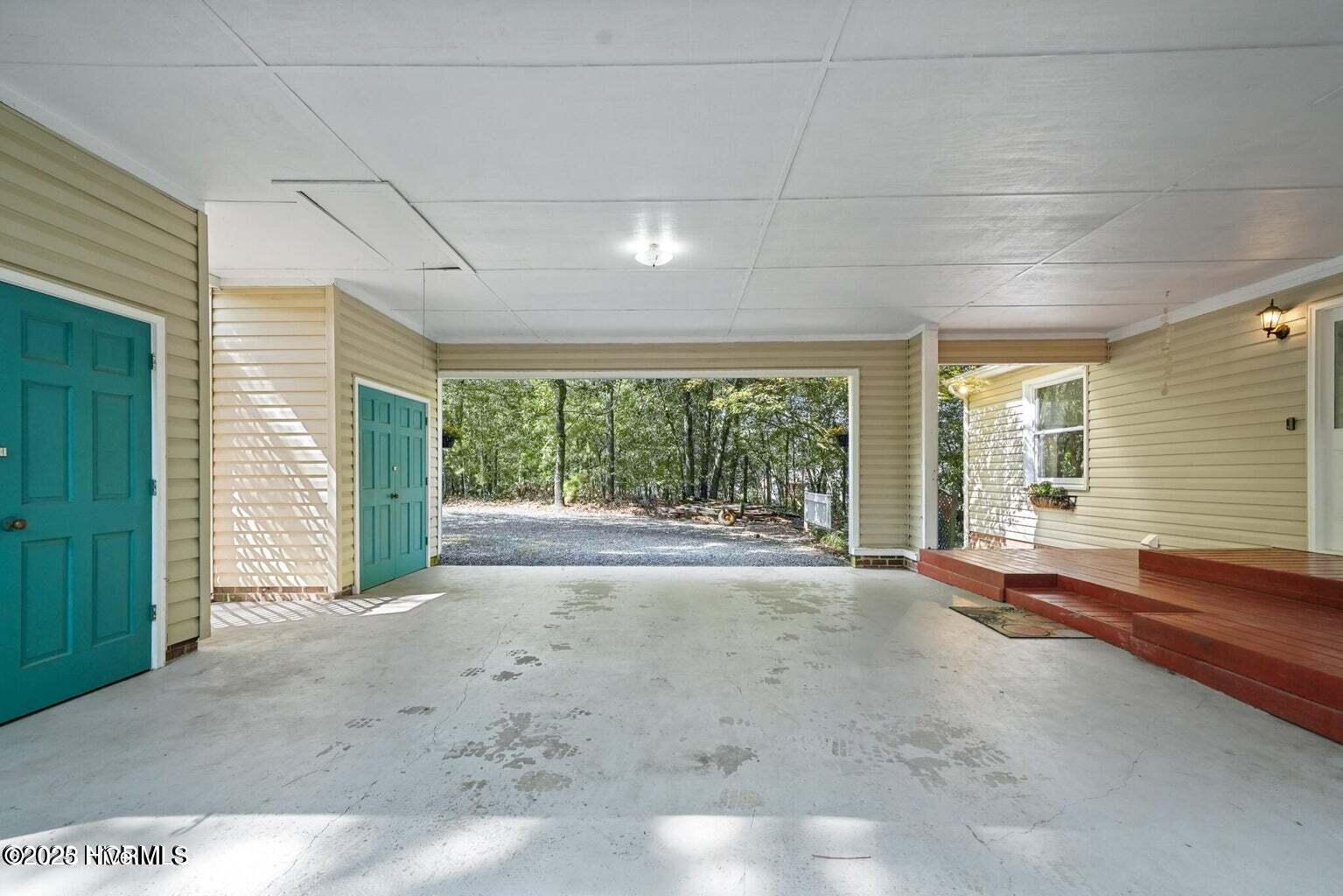 155 Edgewater Drive Property Photo 9