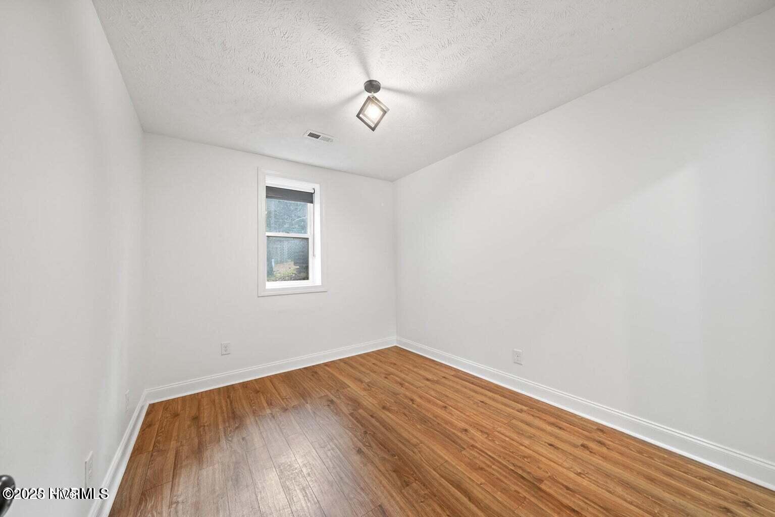 155 Edgewater Drive Property Photo 22