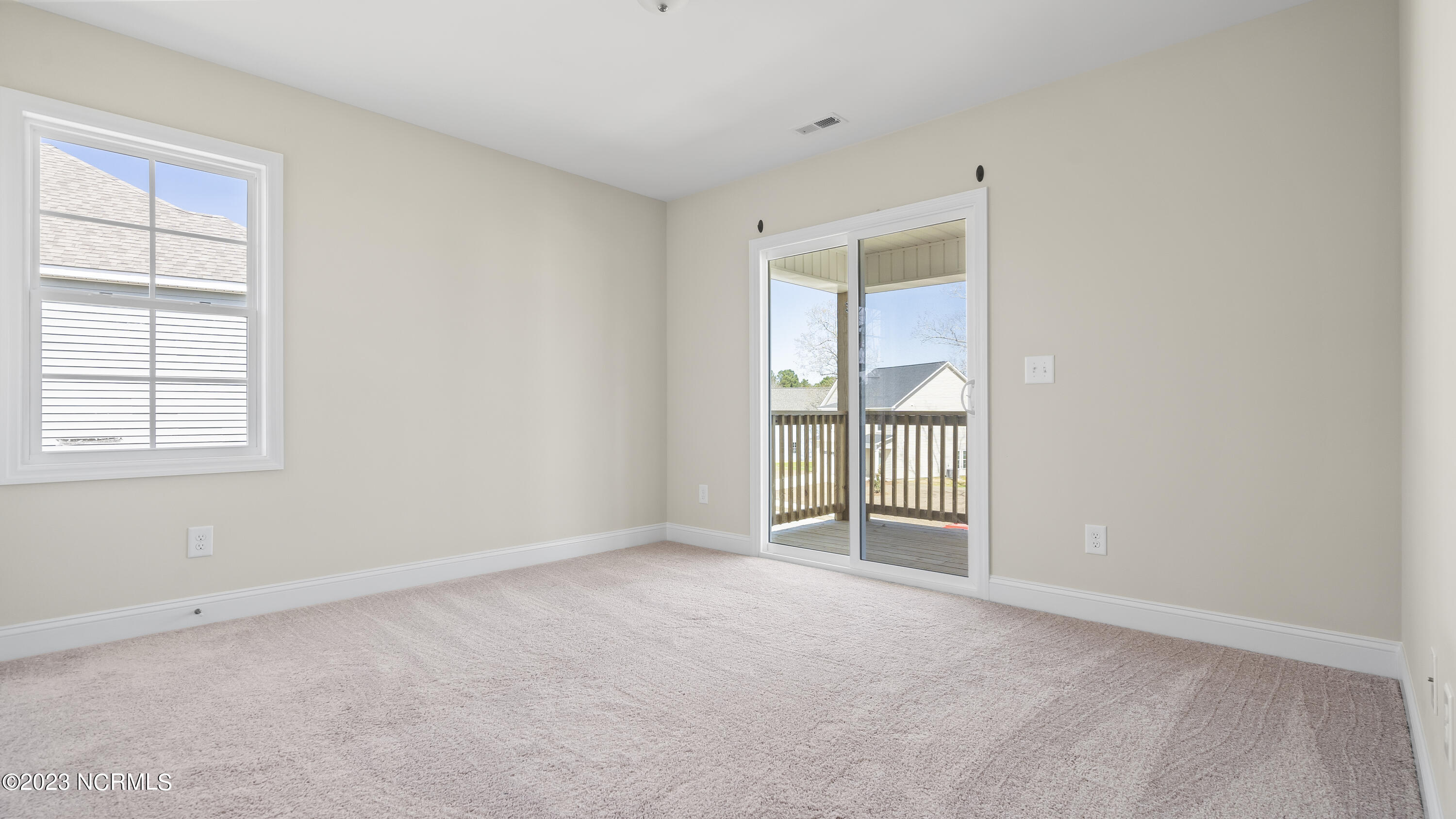 208 Broadleaf Drive Property Photo 37
