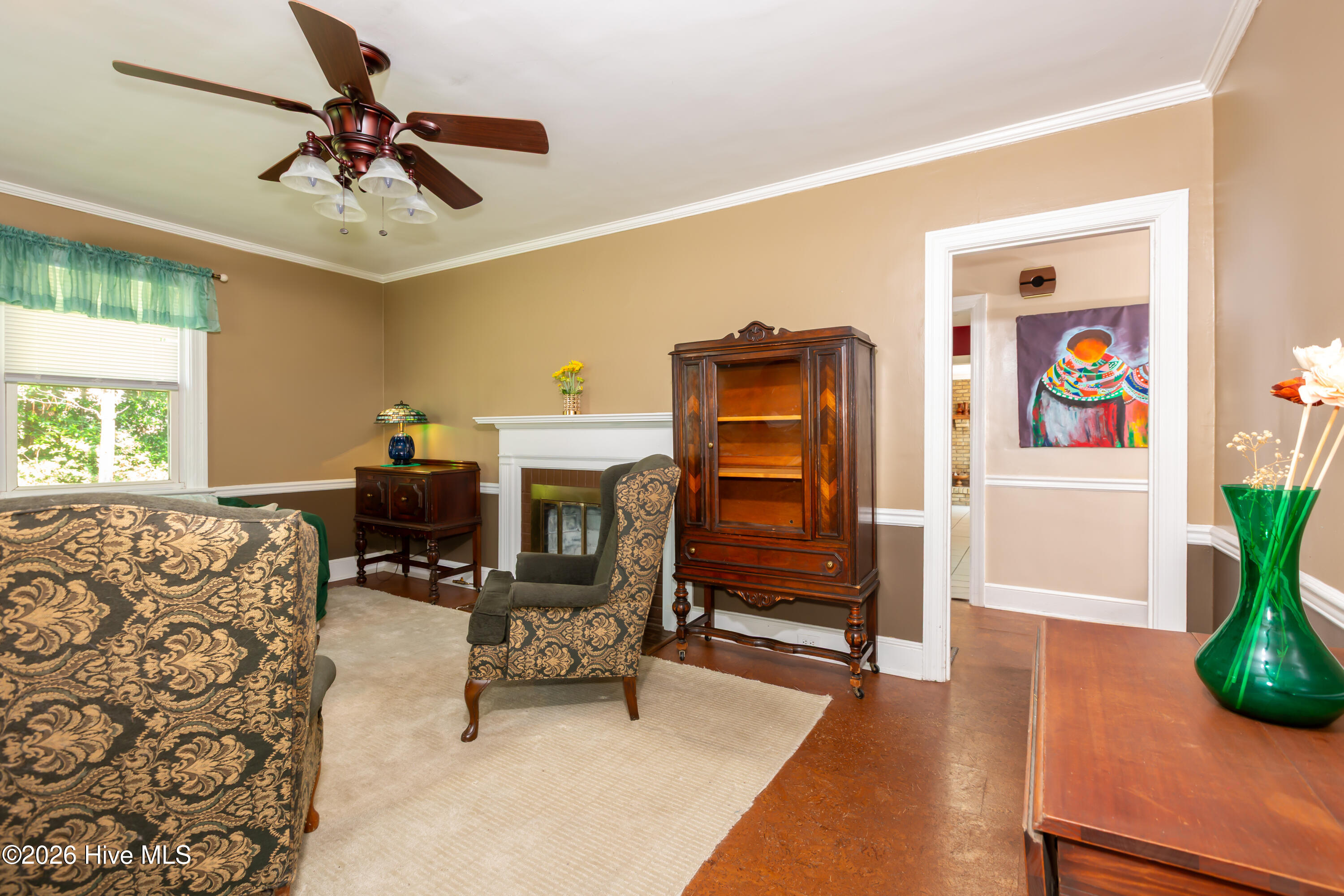 1404 Mcarthur Avenue Property Photo 8
