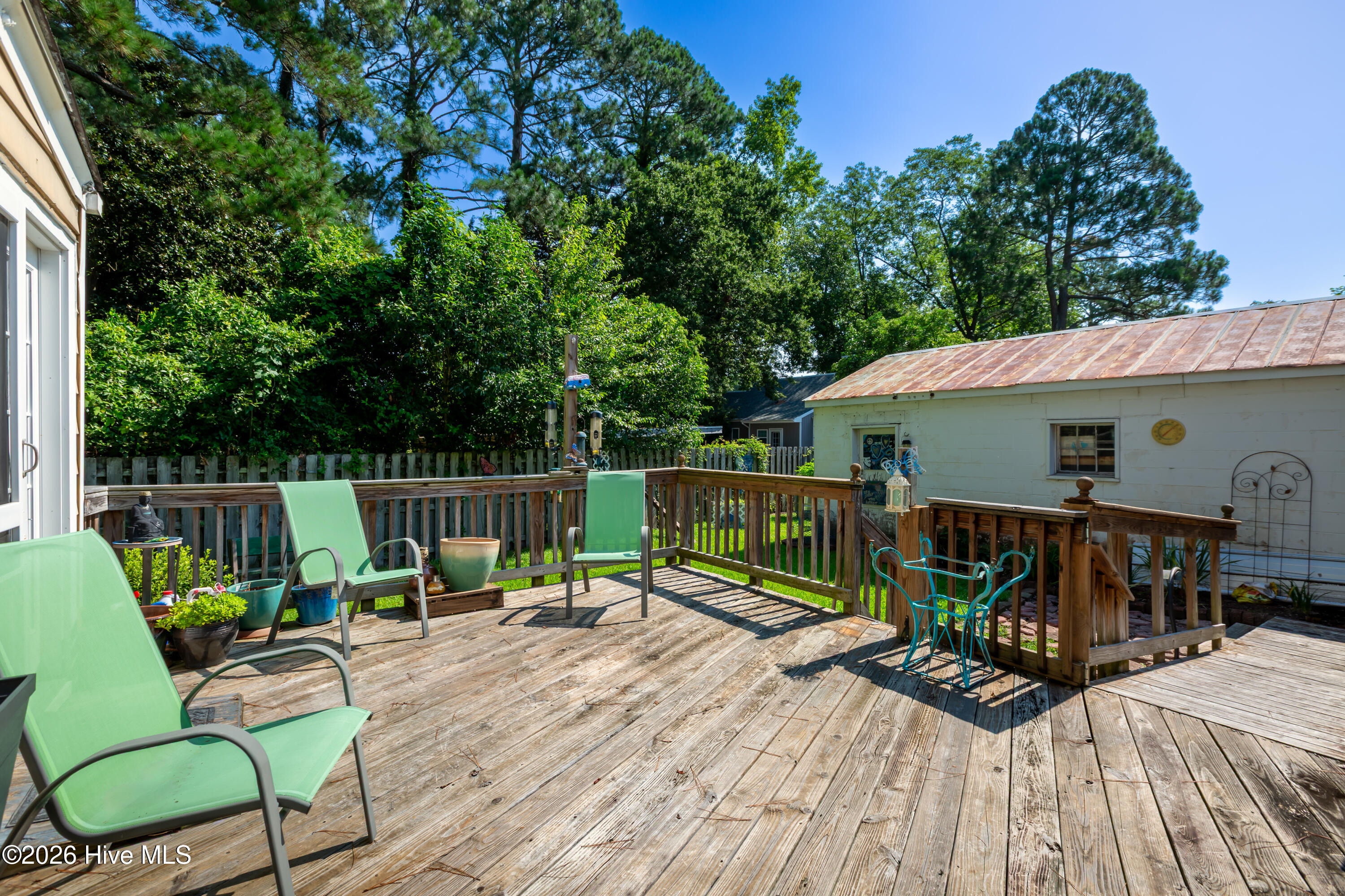 1404 Mcarthur Avenue Property Photo 21
