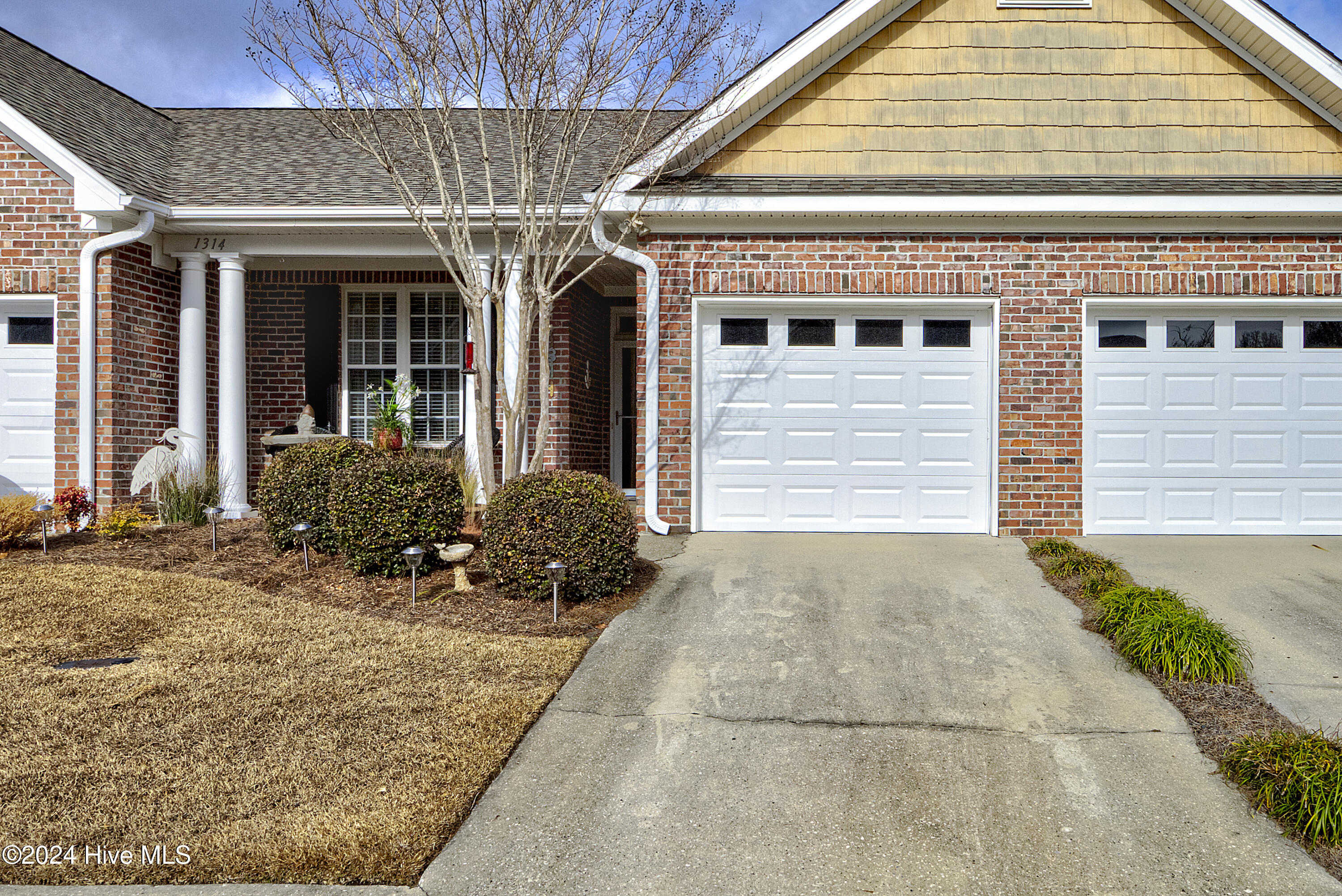 1314 Suncrest Way Property Photo 1