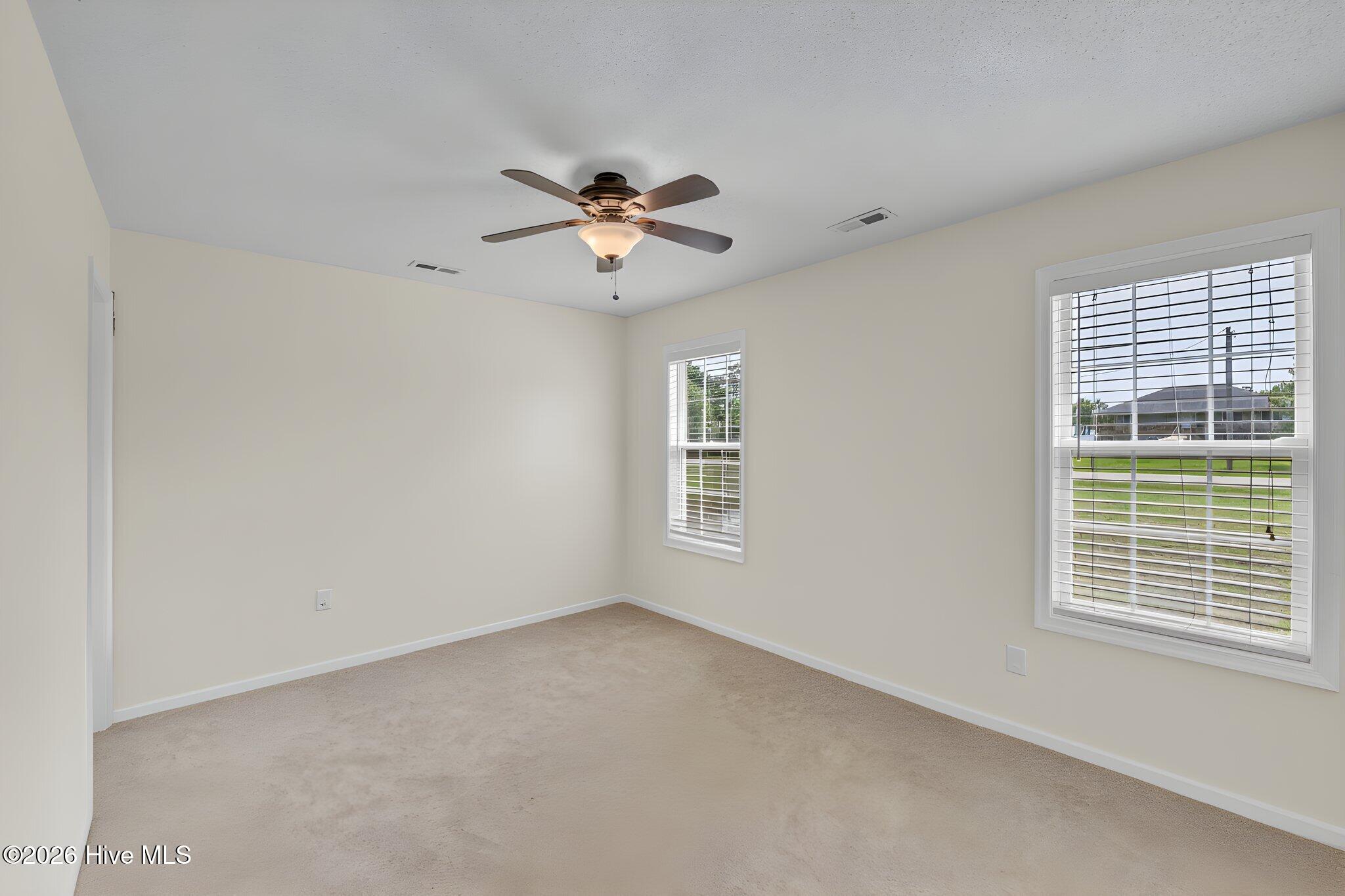 332 S End Road Property Photo 14