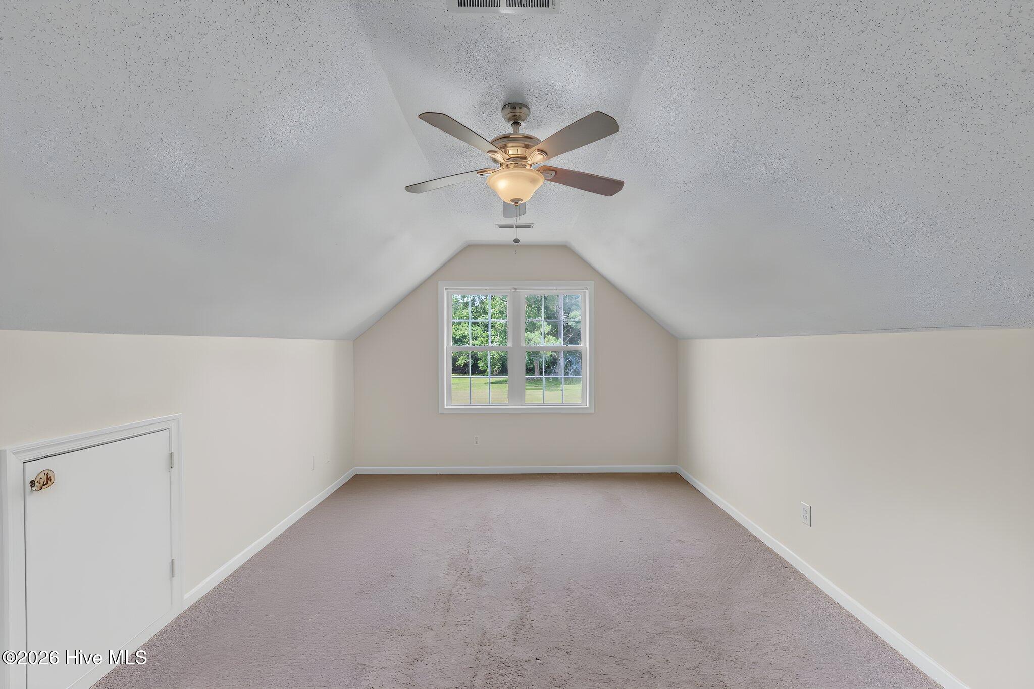 332 S End Road Property Photo 28