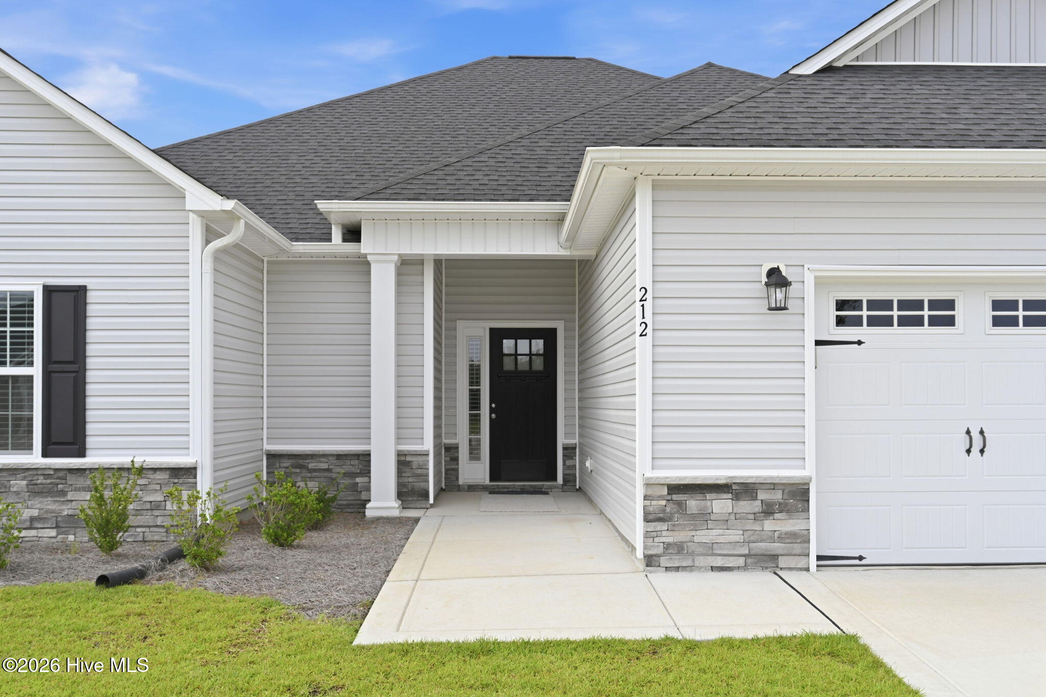 212 Windsor Run Boulevard Property Photo 4