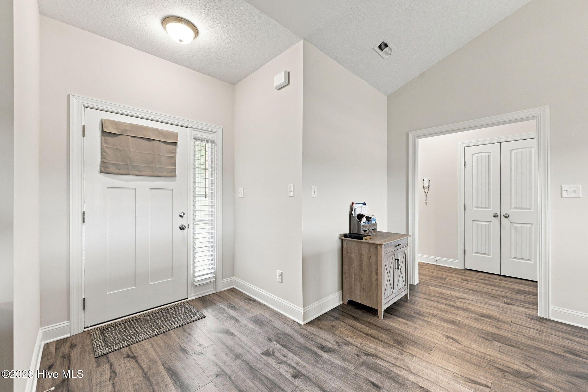 212 Windsor Run Boulevard Property Photo 6
