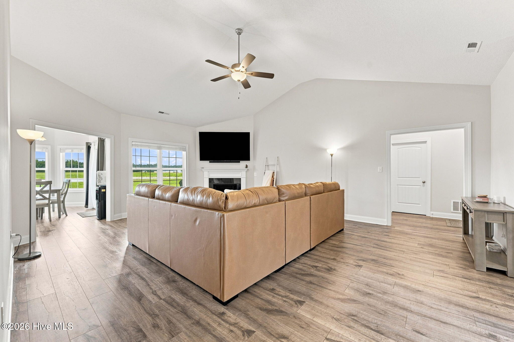 212 Windsor Run Boulevard Property Photo 7