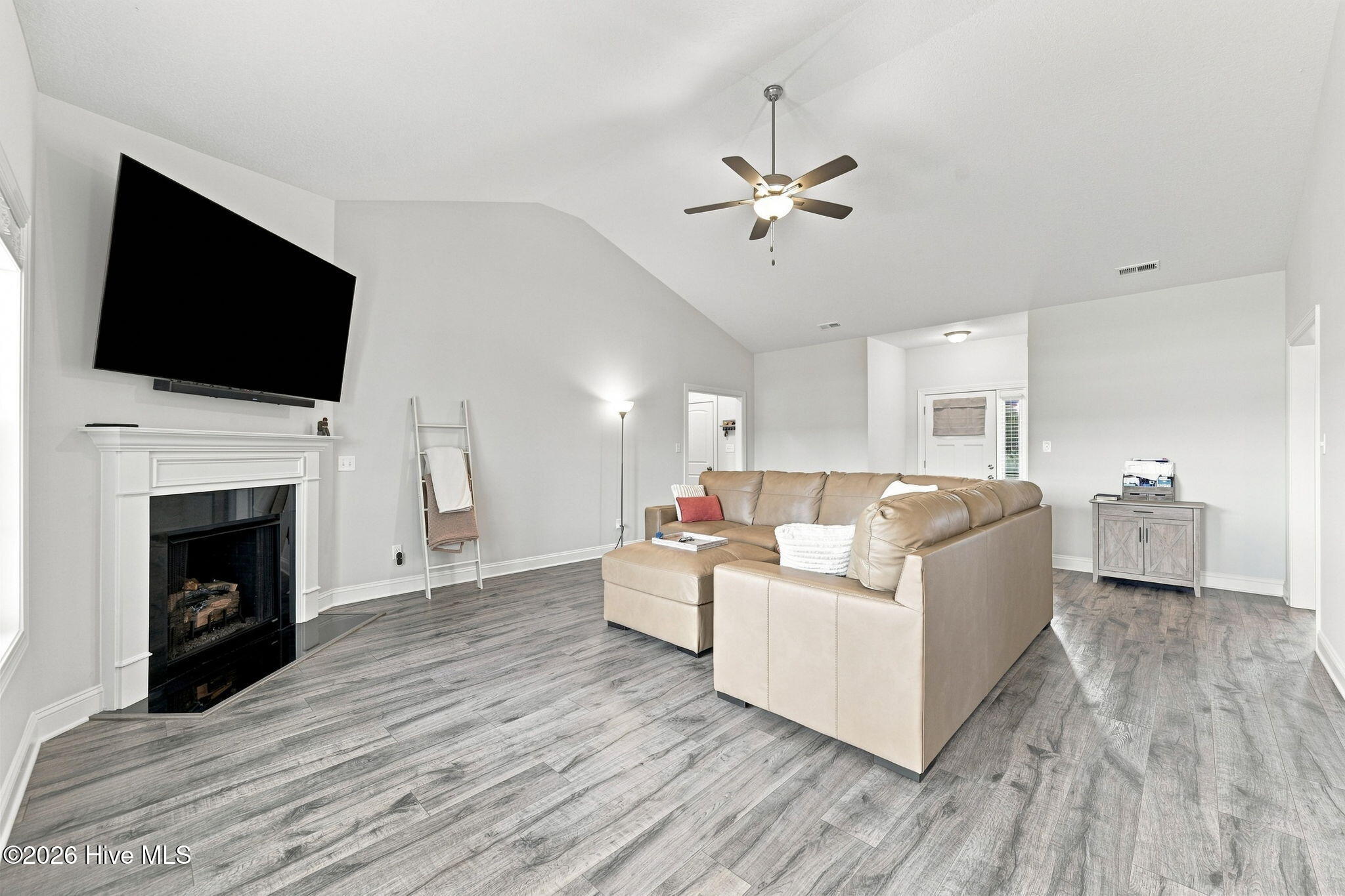 212 Windsor Run Boulevard Property Photo 8