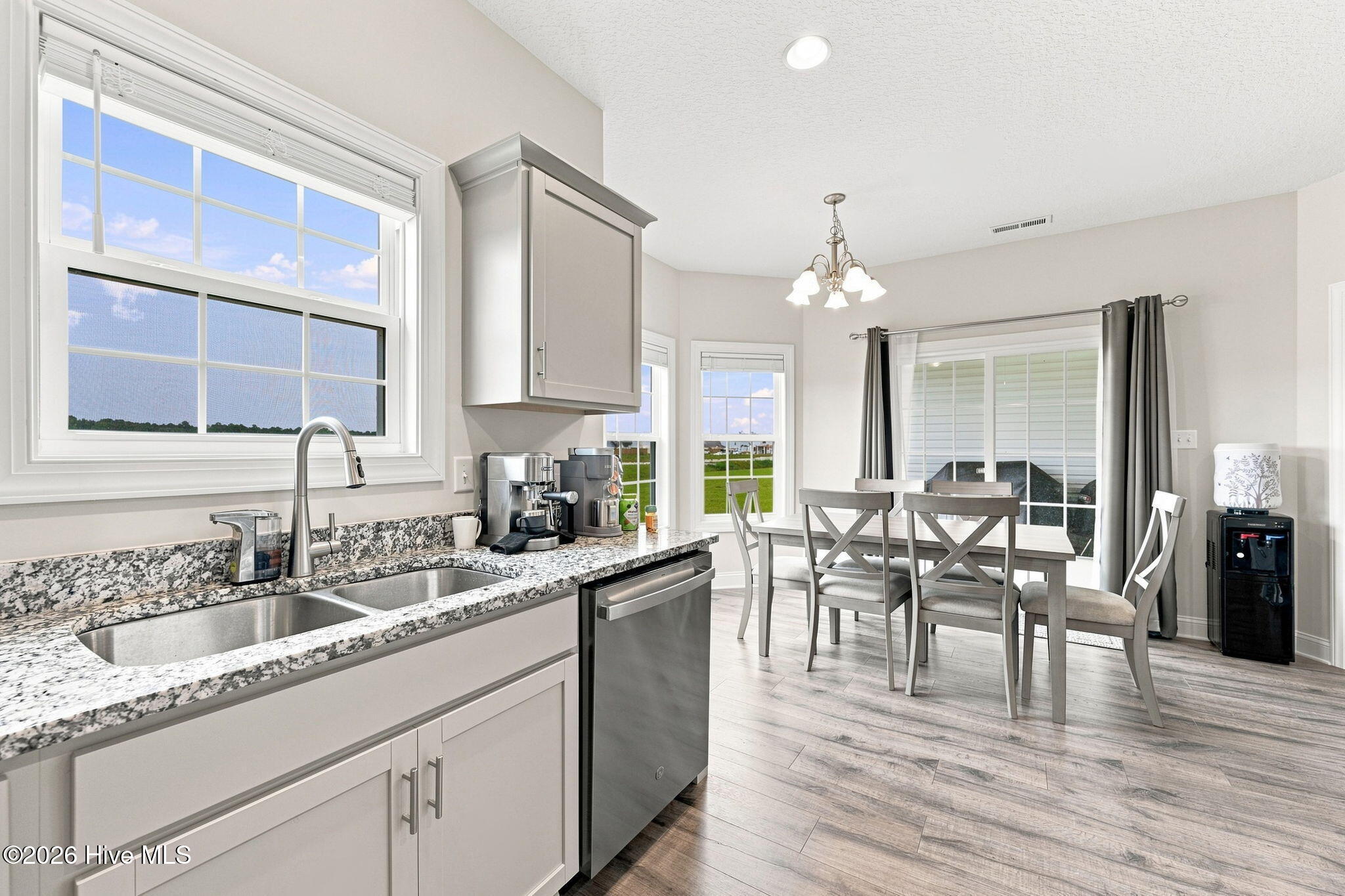 212 Windsor Run Boulevard Property Photo 13