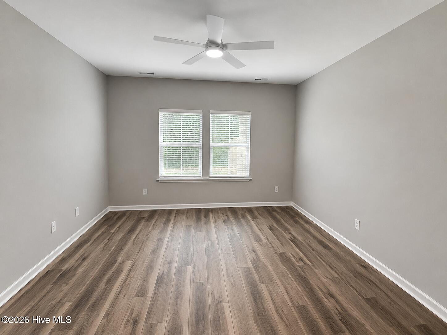 9088 Laurel Bay Lane Property Photo 15