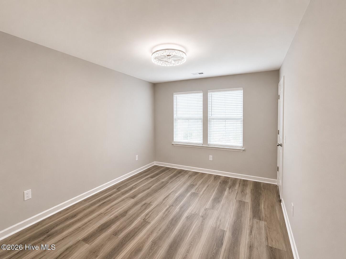 9088 Laurel Bay Lane Property Photo 21