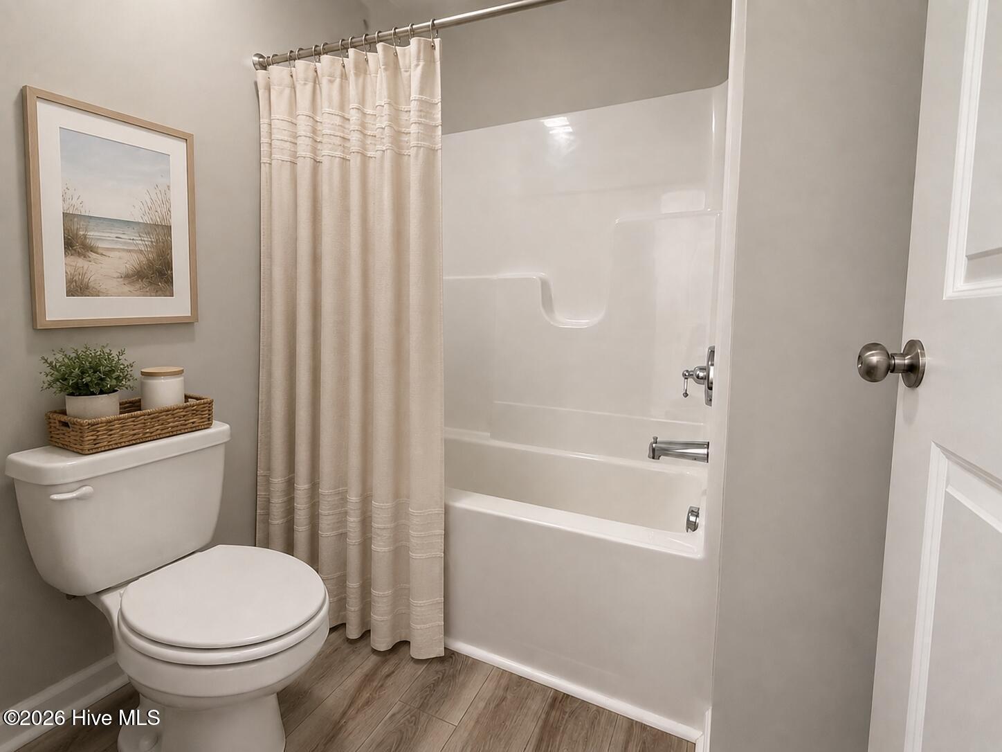 9088 Laurel Bay Lane Property Photo 23