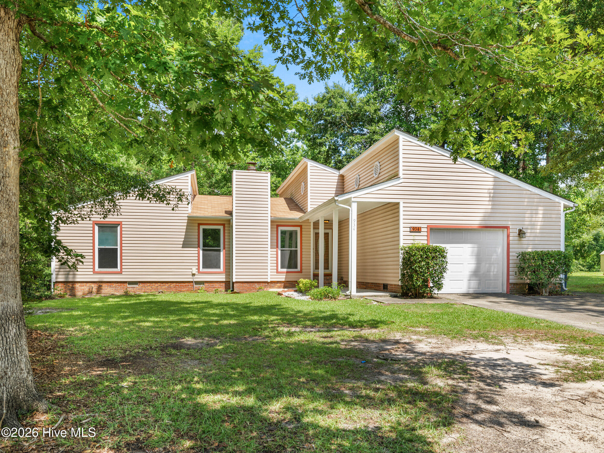 934 Welsh Lane Property Photo 3