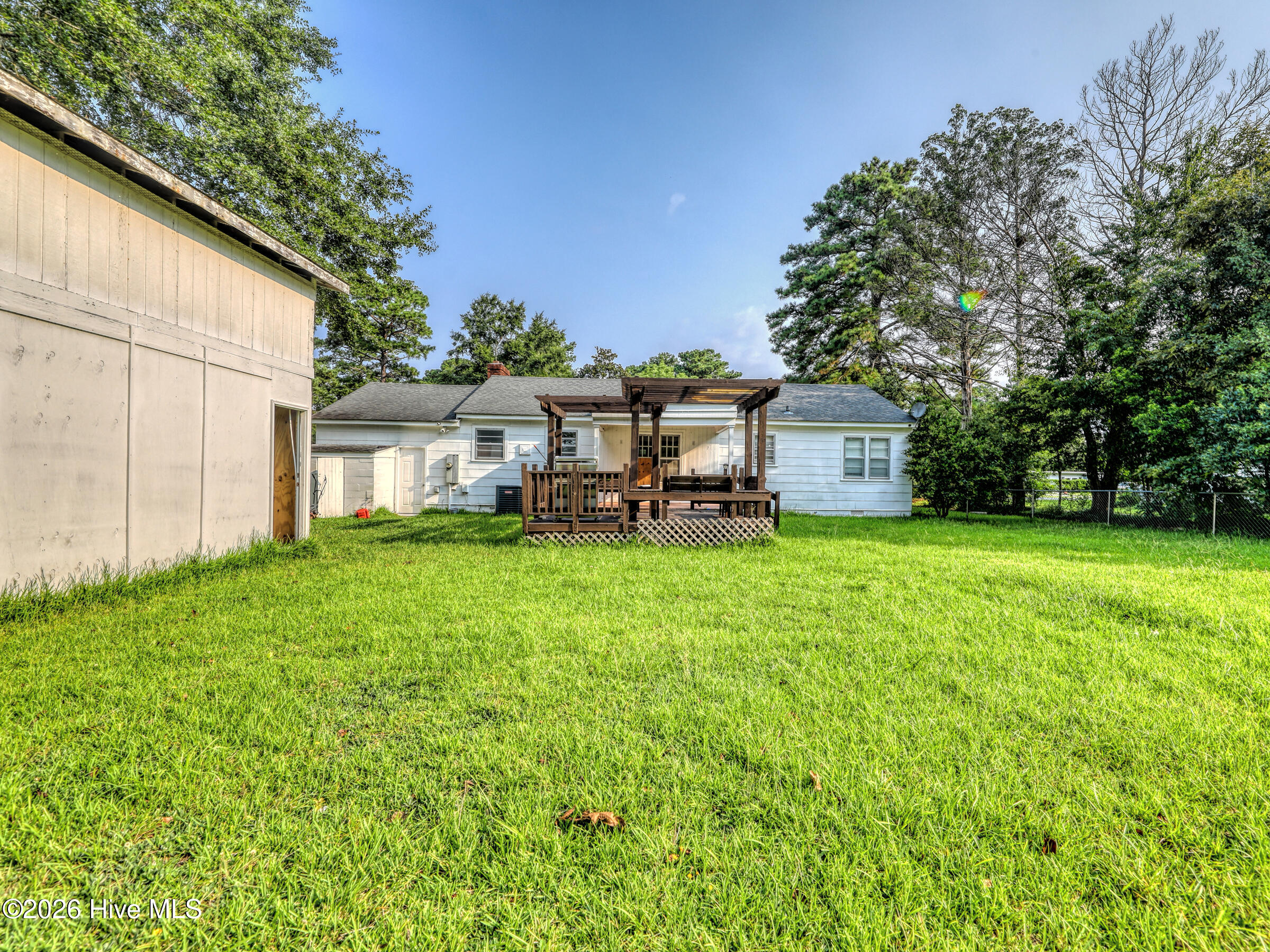 111 Pineview Street Property Photo 11