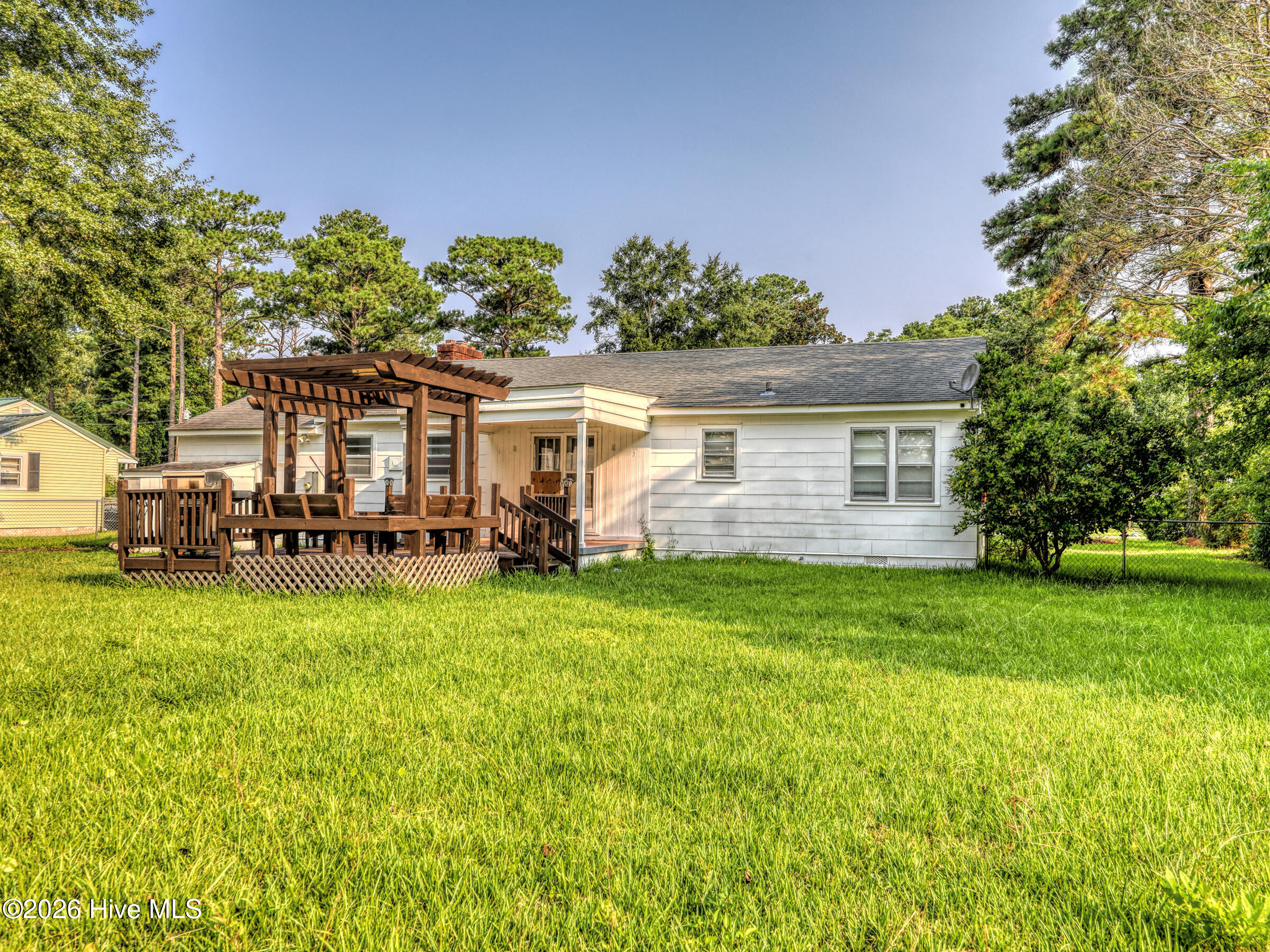 111 Pineview Street Property Photo 13