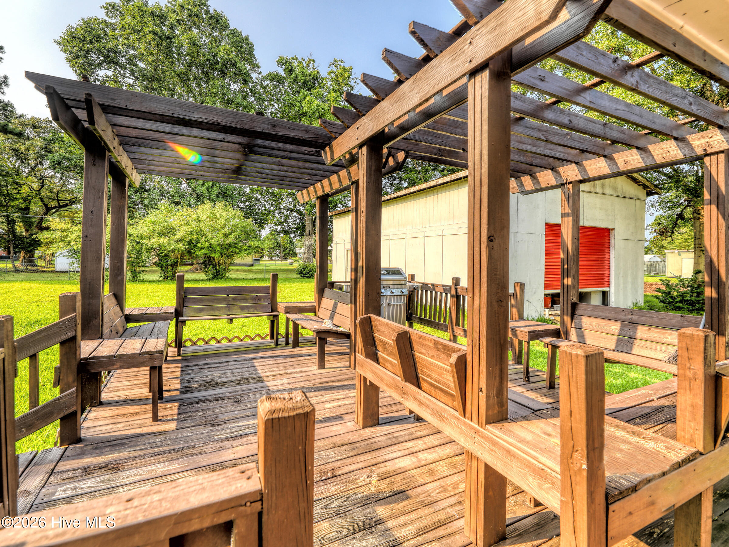 111 Pineview Street Property Photo 15