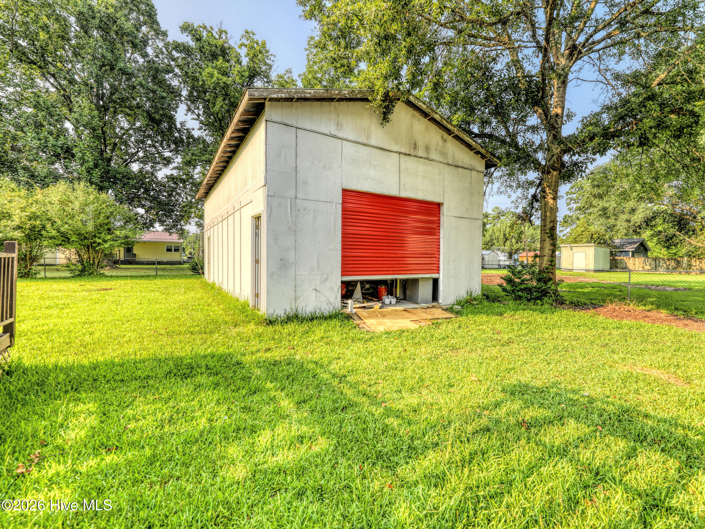 111 Pineview Street Property Photo 19