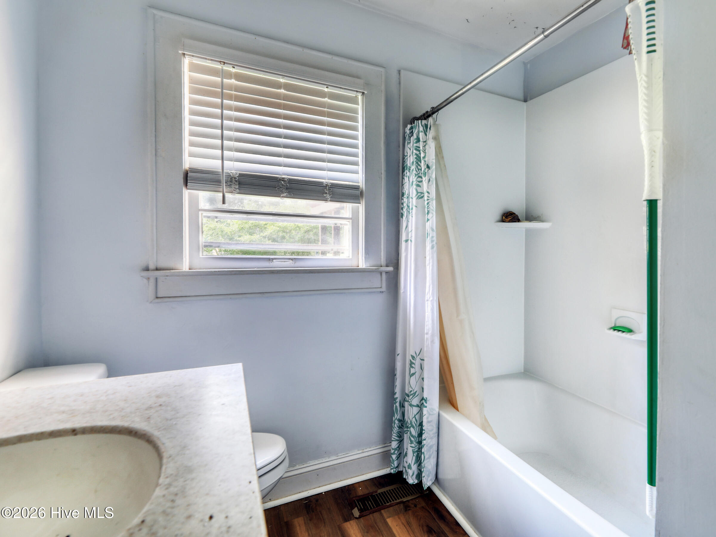 111 Pineview Street Property Photo 21