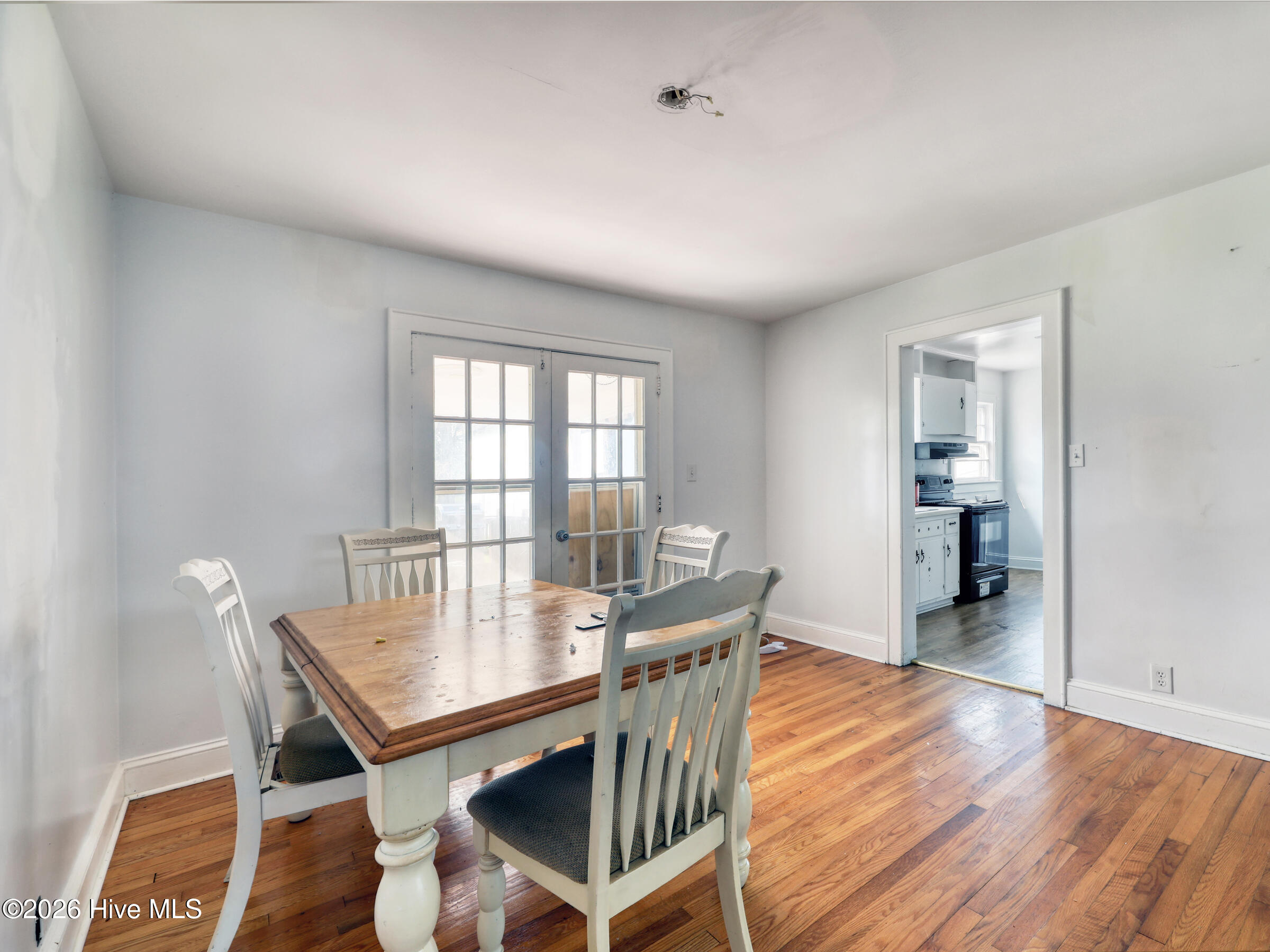 111 Pineview Street Property Photo 39