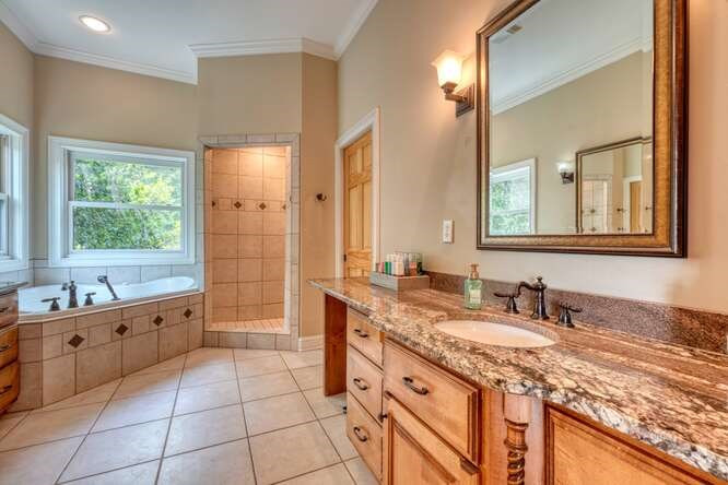 115 Dawsons Lane Property Photo 23