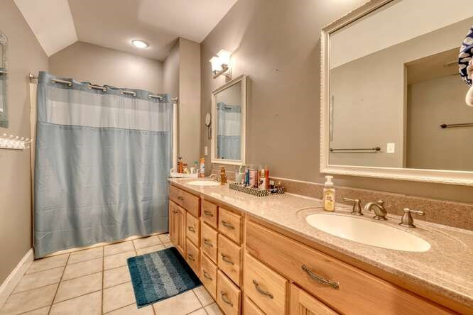 115 Dawsons Lane Property Photo 33