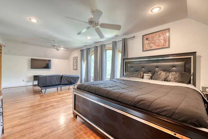 115 Dawsons Lane Property Photo 37