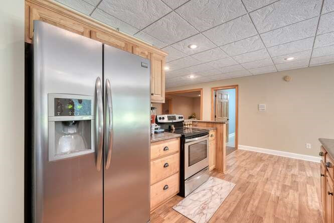 115 Dawsons Lane Property Photo 43