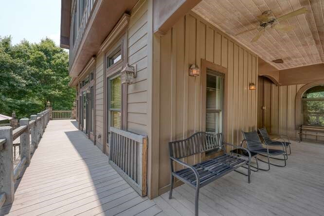 115 Dawsons Lane Property Photo 60