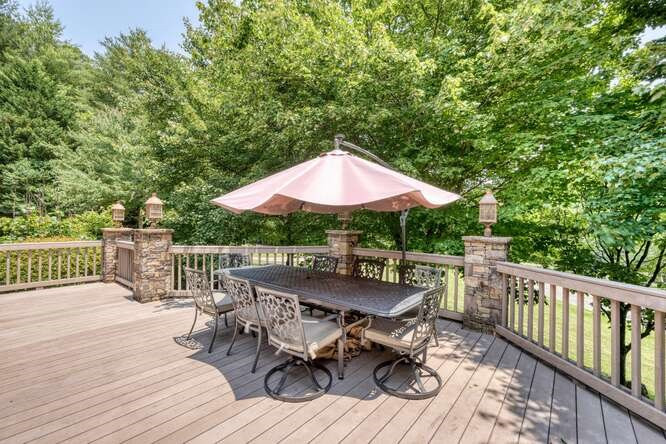 115 Dawsons Lane Property Photo 63